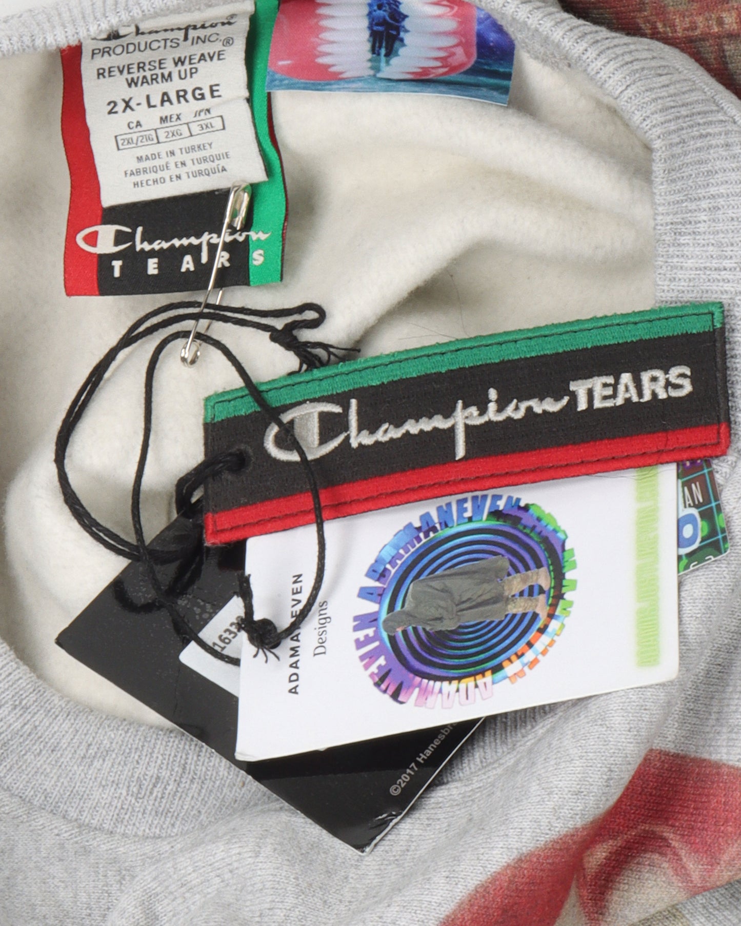 Grey Adamaneven Crewneck