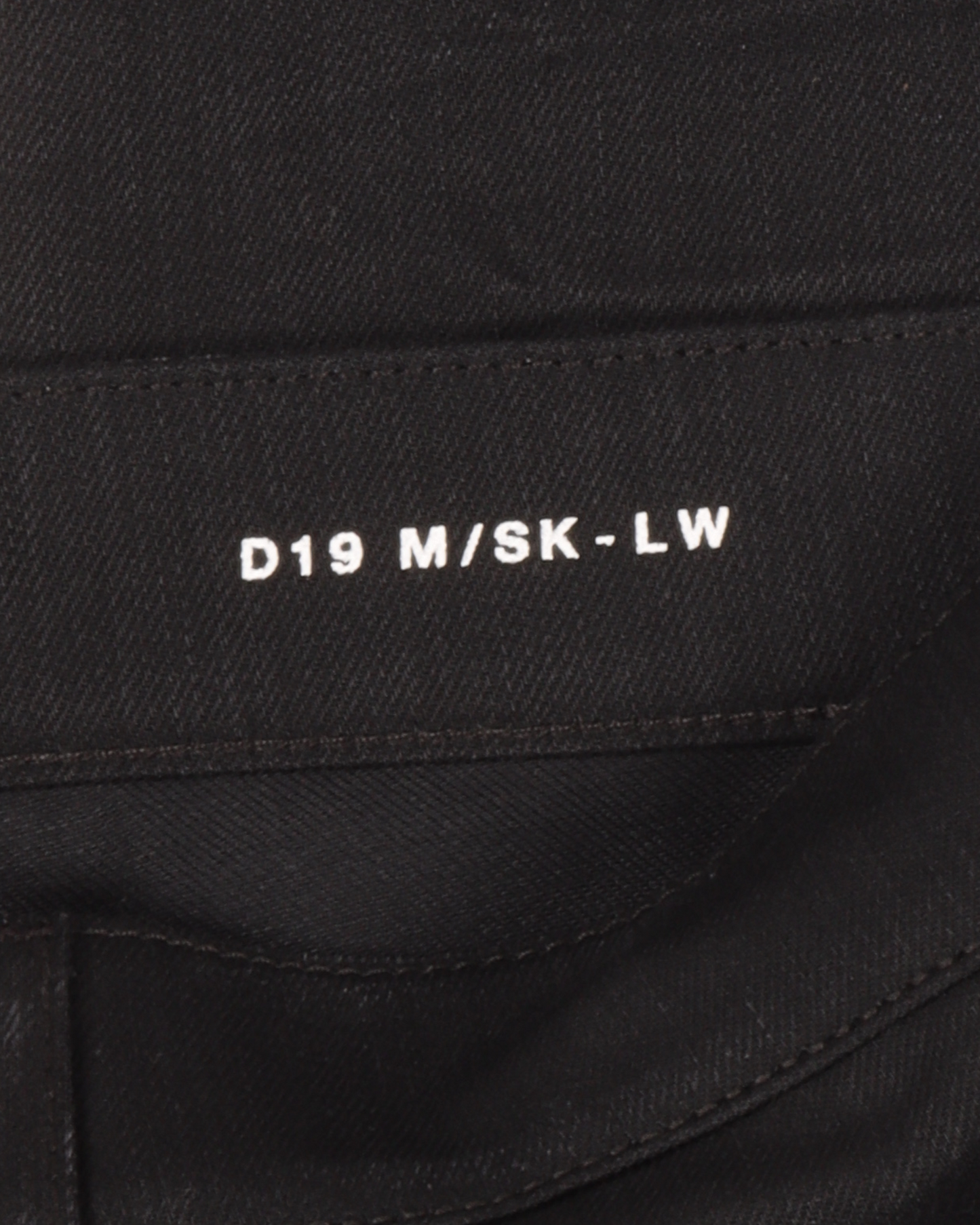 D19 Denim (2018)
