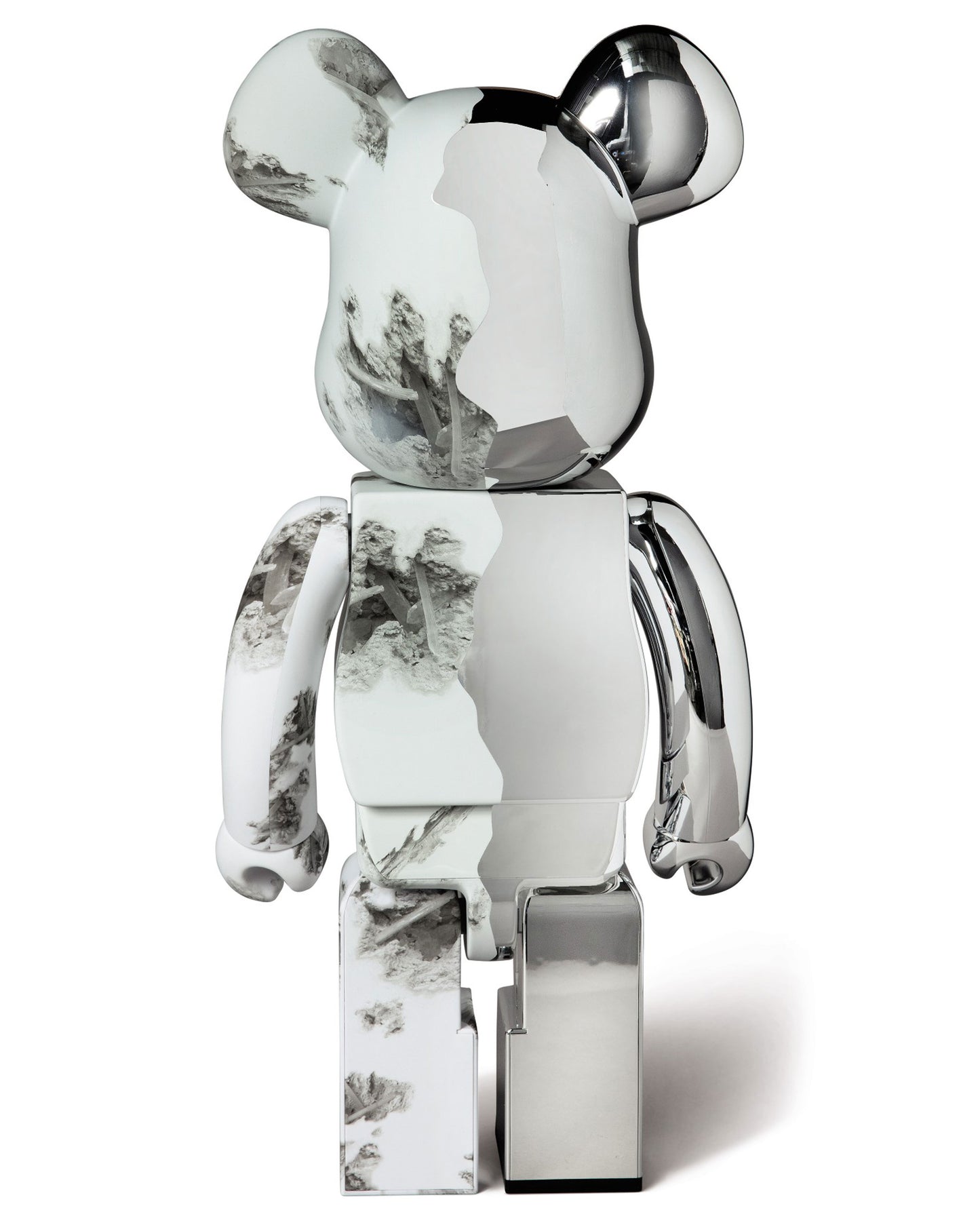 SORAYAMA x Daniel Arsham 1000%
