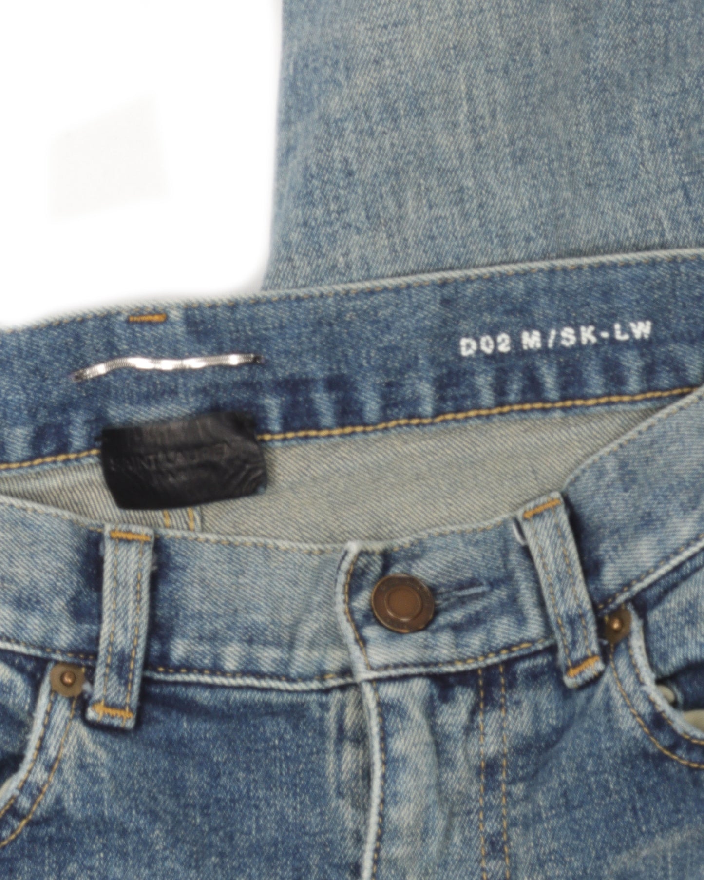 D02 Jeans