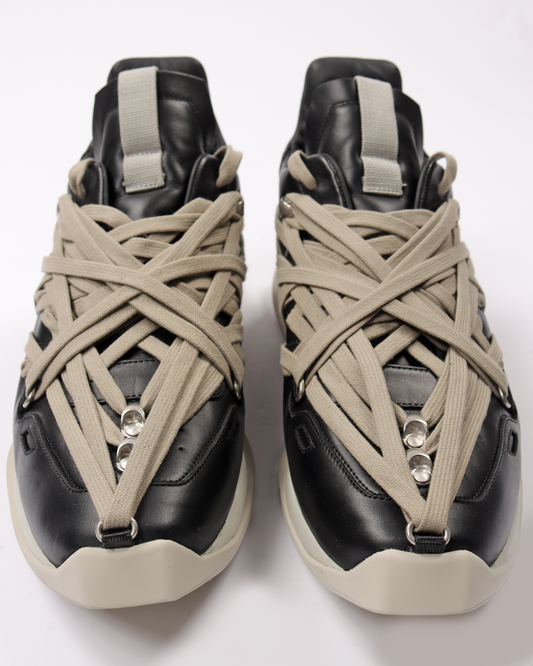 Megalaced Runner Sneakers