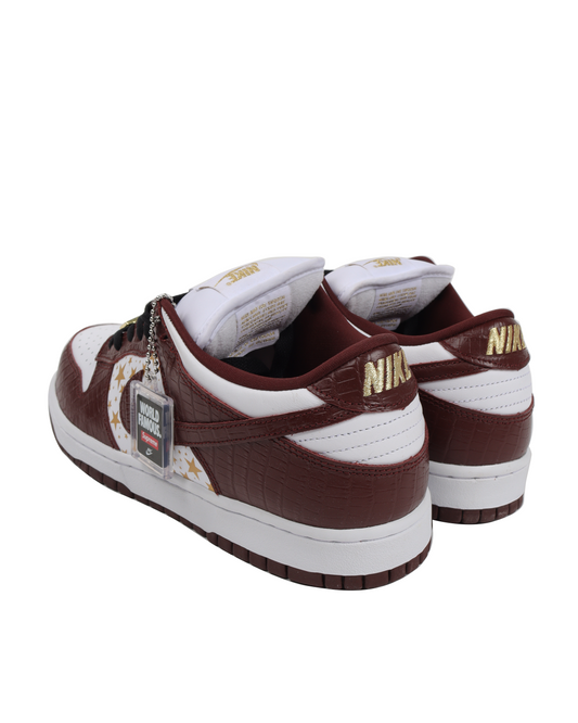SB Dunk Low Supreme Stars Barkroot Brown (2021)