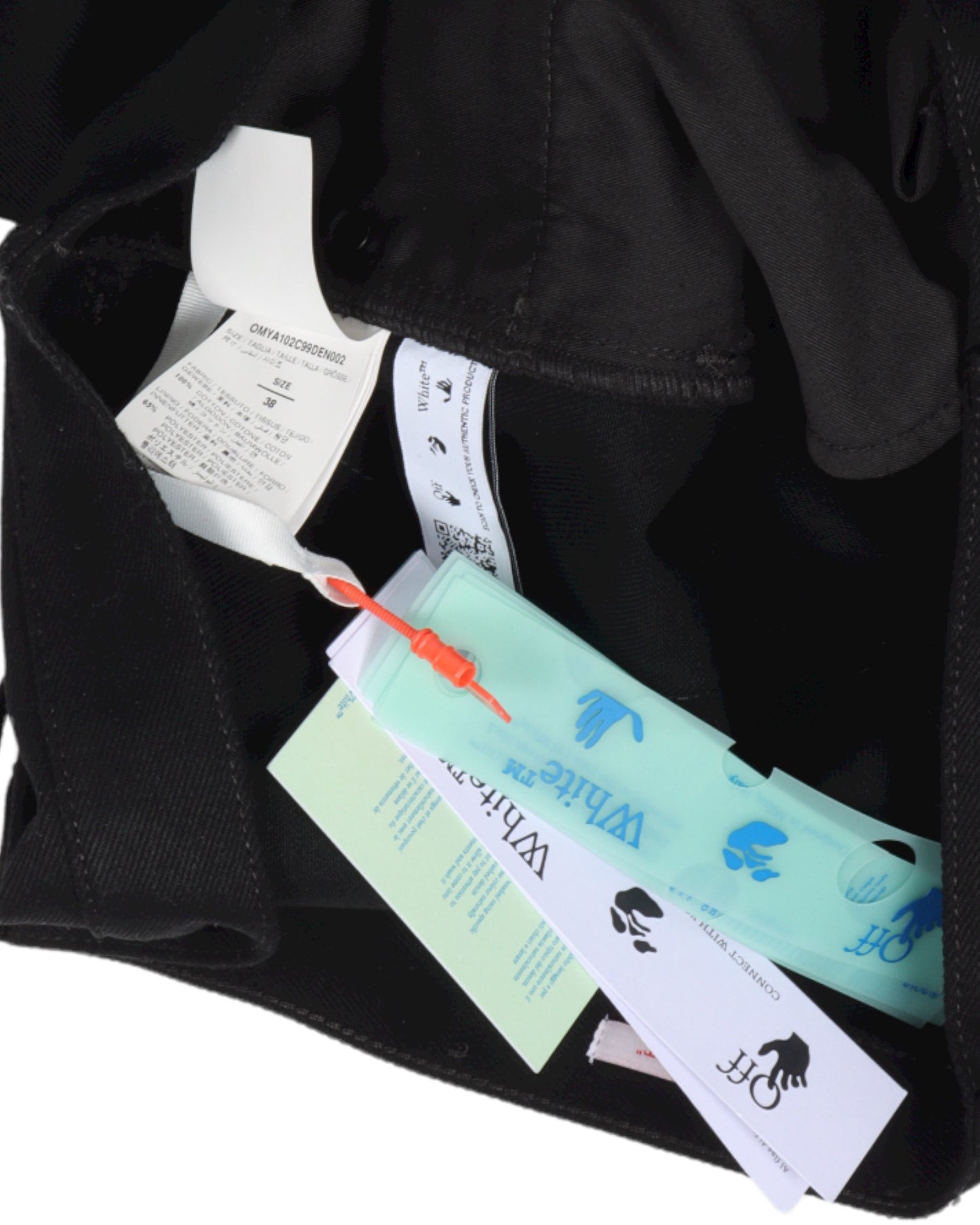 Diagonal Pocket Jeans