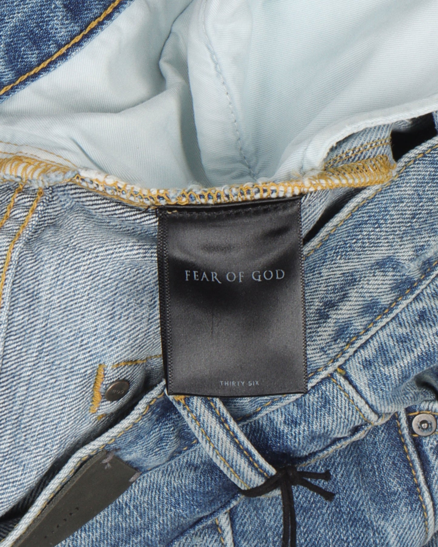 Distressed Skinny Jeans