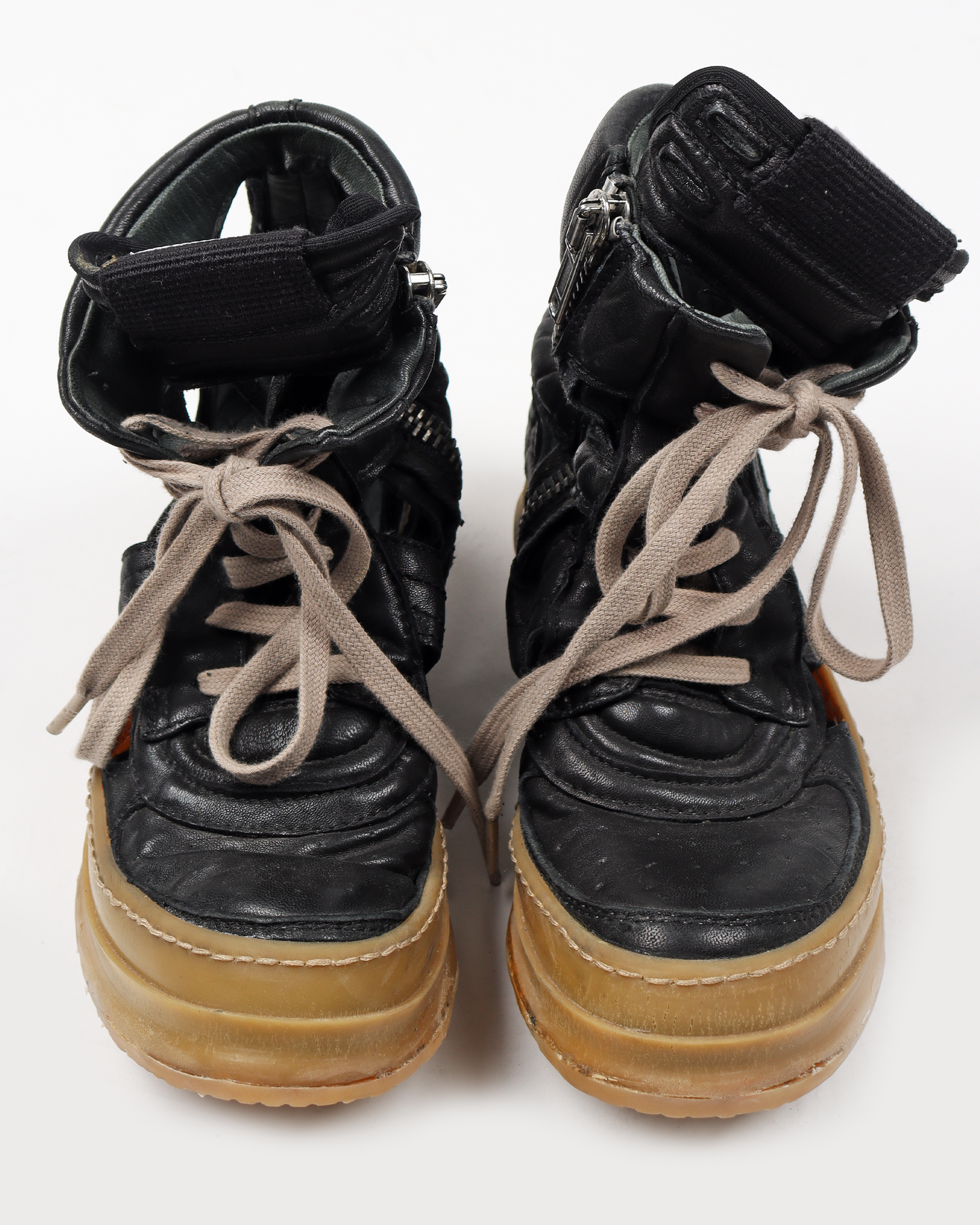 Cut-out Dunk