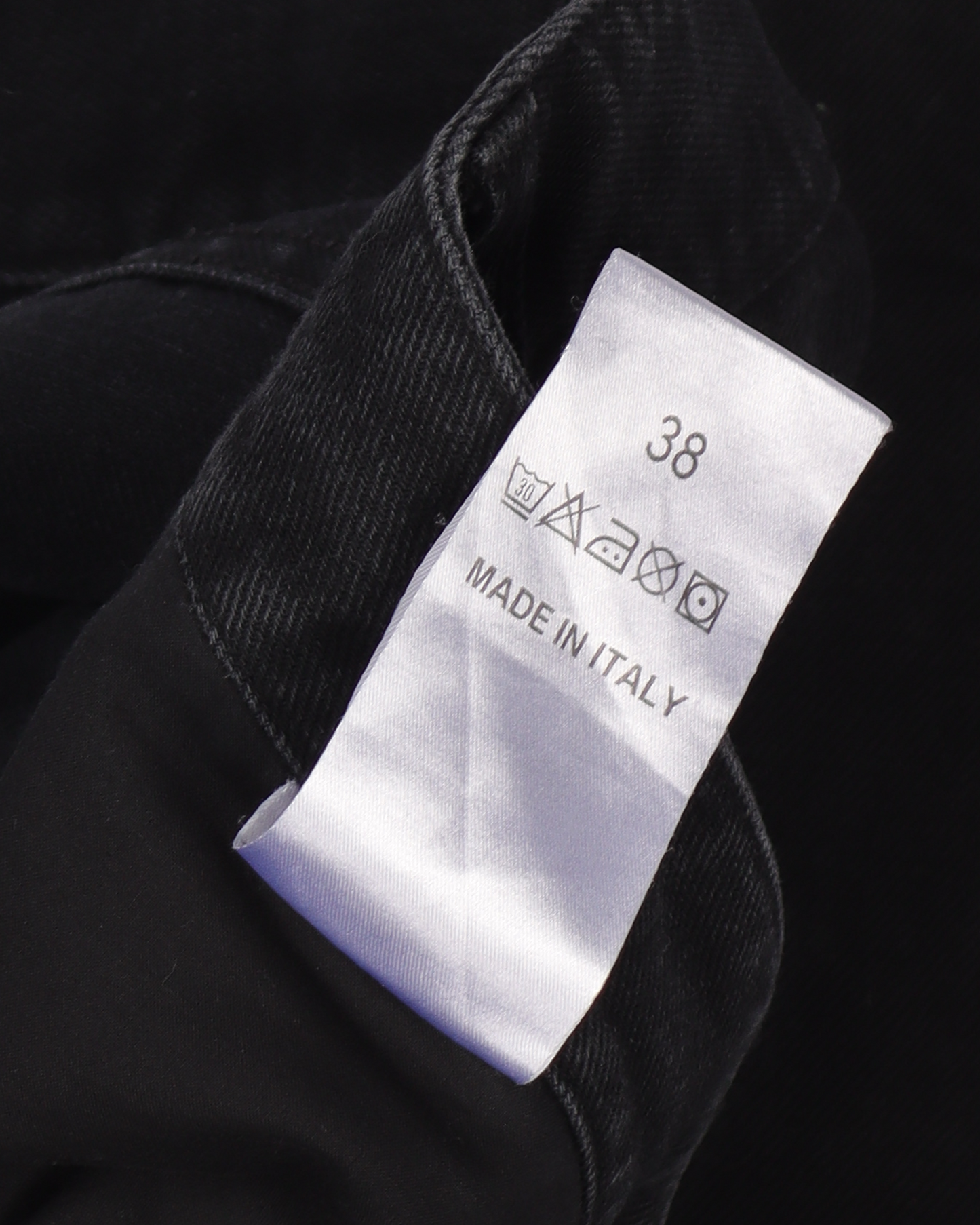 AW18 2CB GHB Black Denim