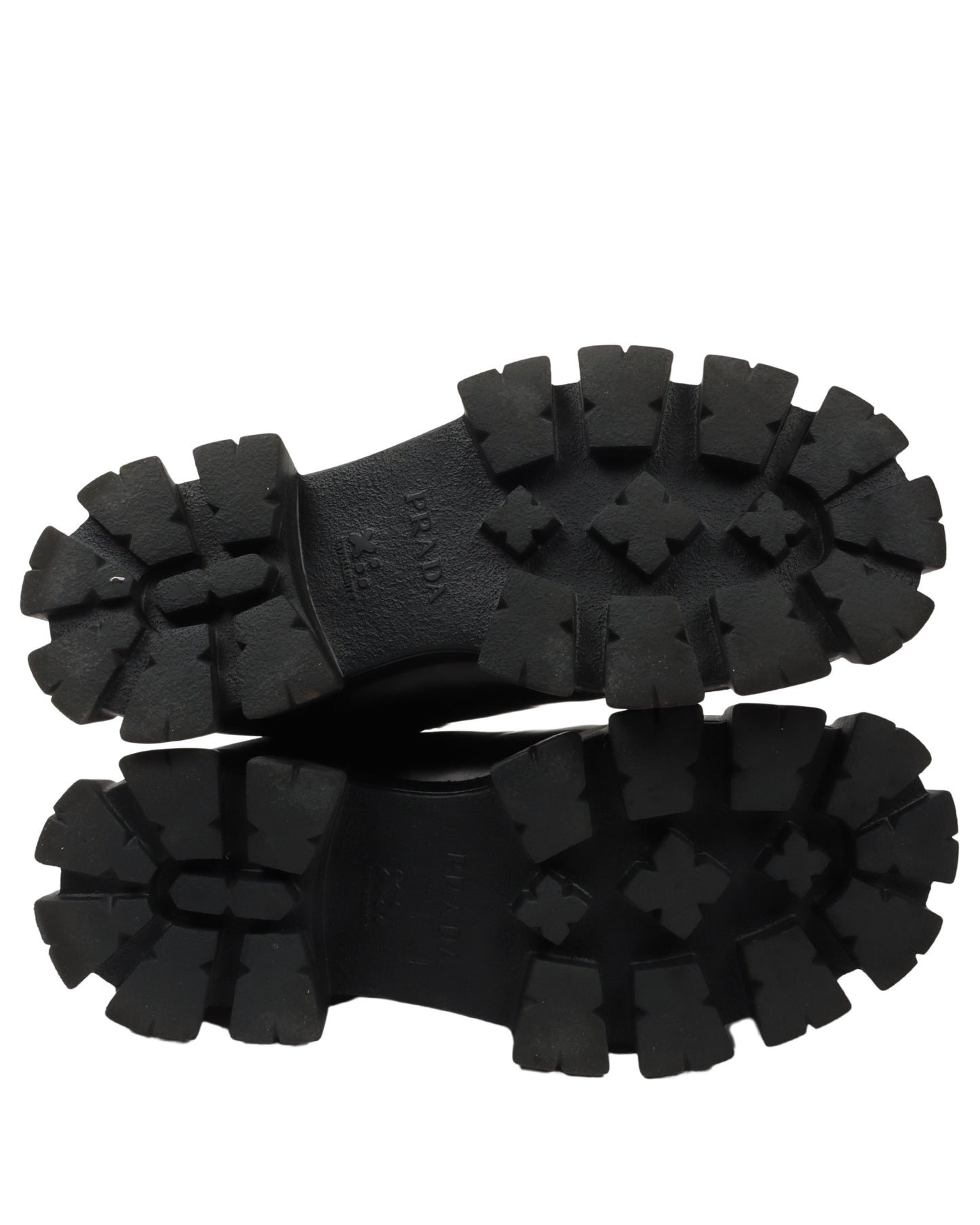 Monolith Brushed Leather Chelsea boots