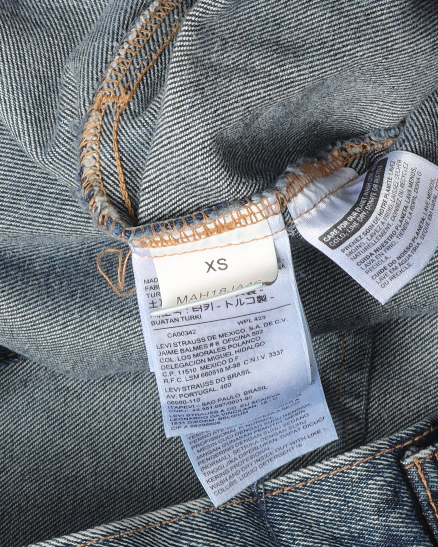 Oversized Levi Denim Vest