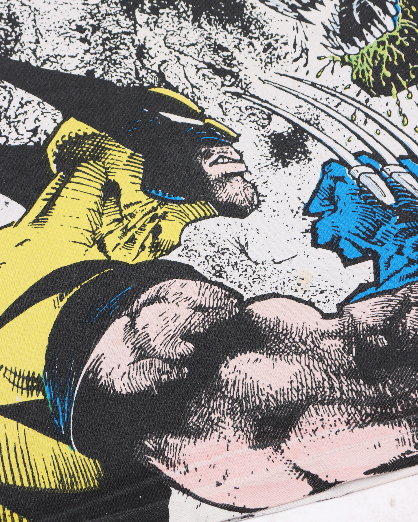 Marvel Venom vs. Wolverine by Sam Kieth T-Shirt