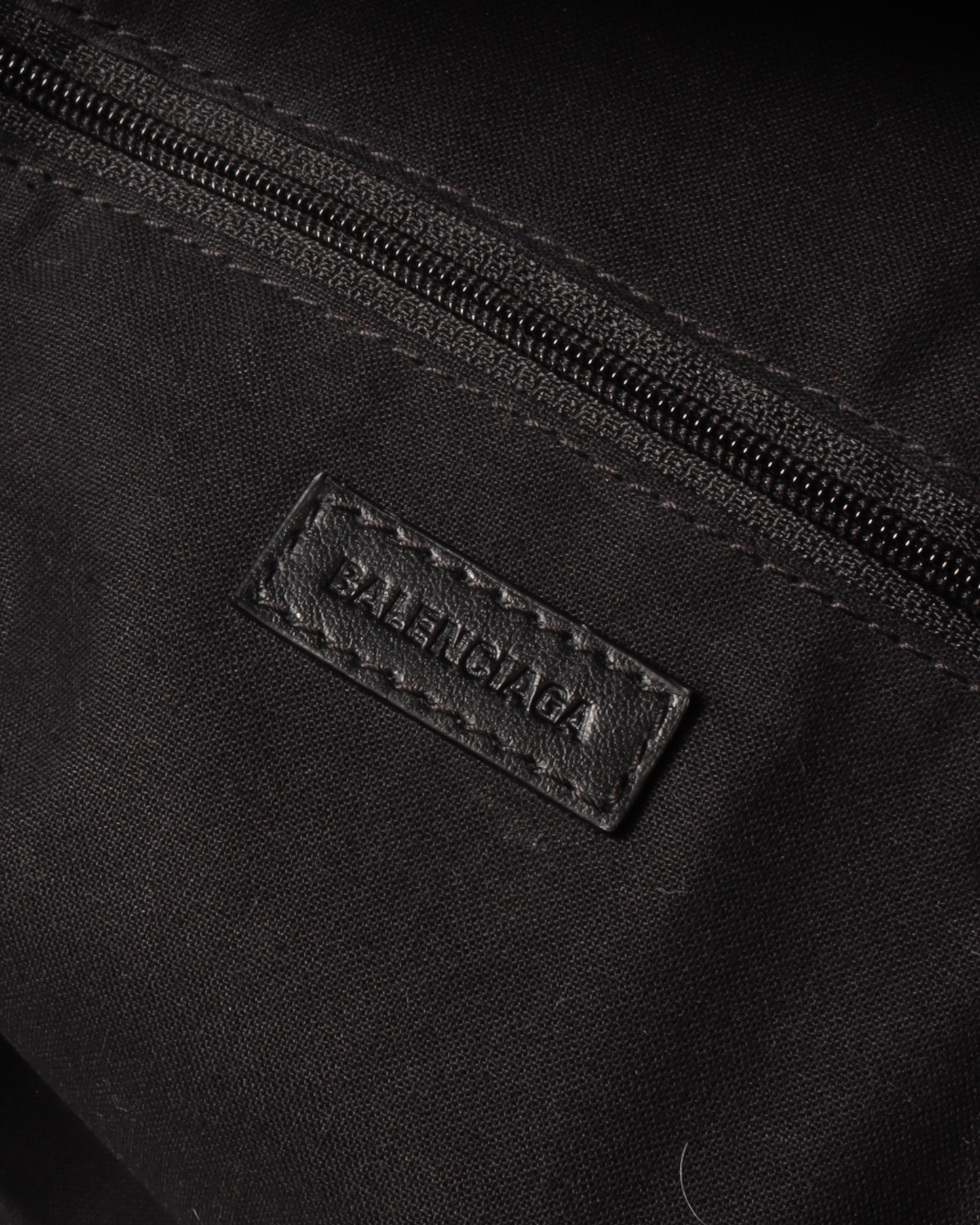 Explorer Large Single-Strap Leather Backpack