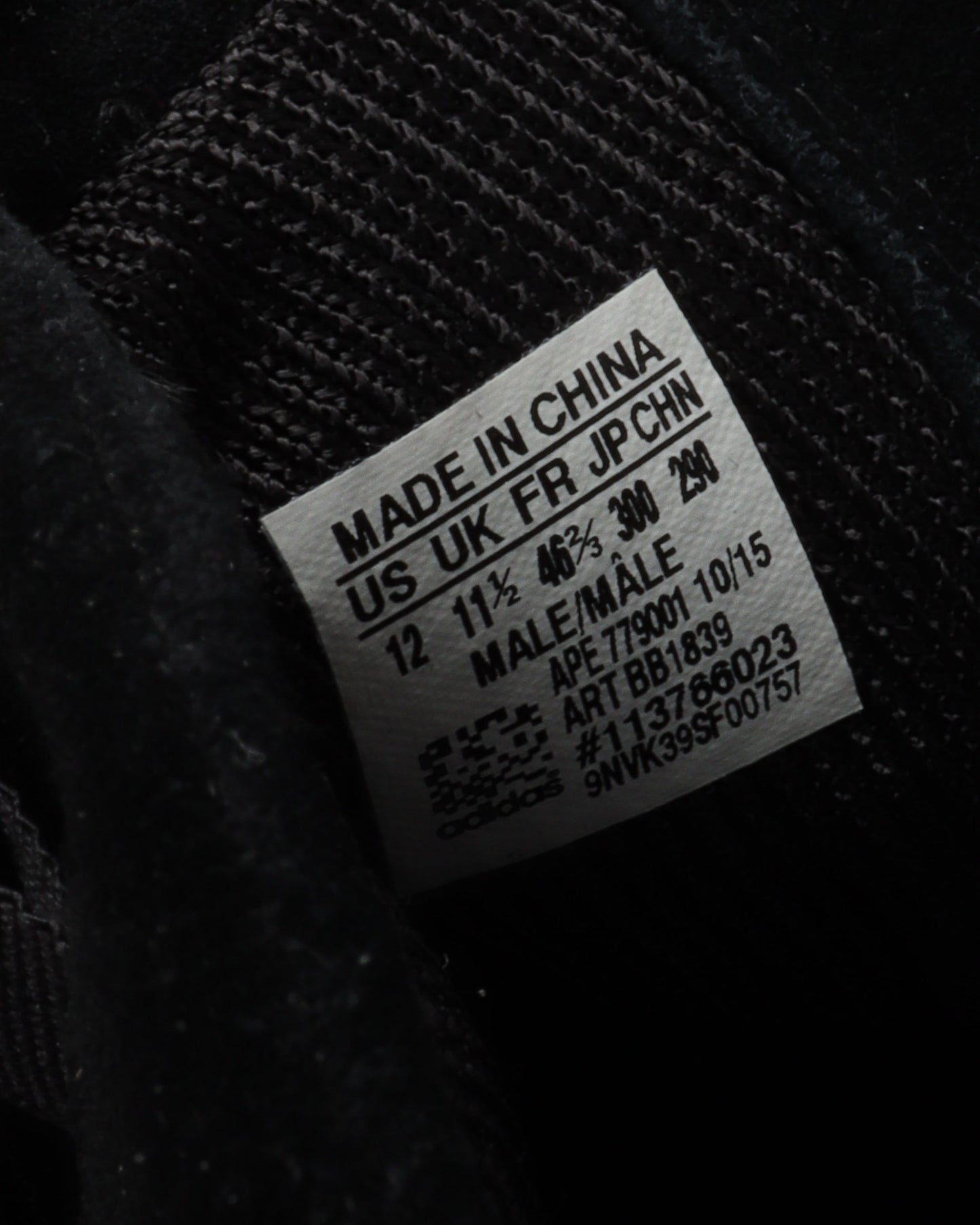 Yeezy Boost 750 Triple Black