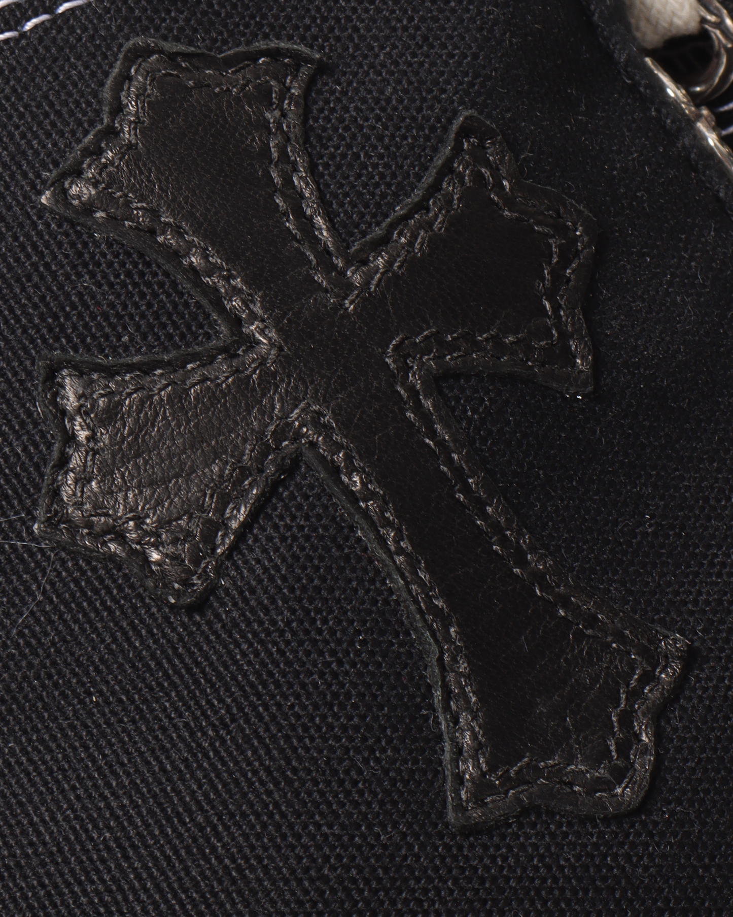 Cross Patch Canvas Converse Chuck 70