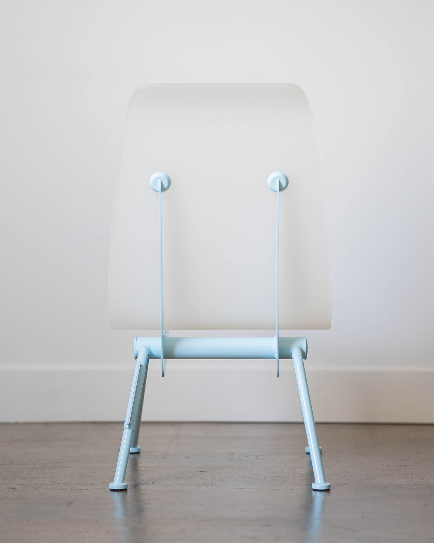 Vitra Antony Armchair (Baby blue)