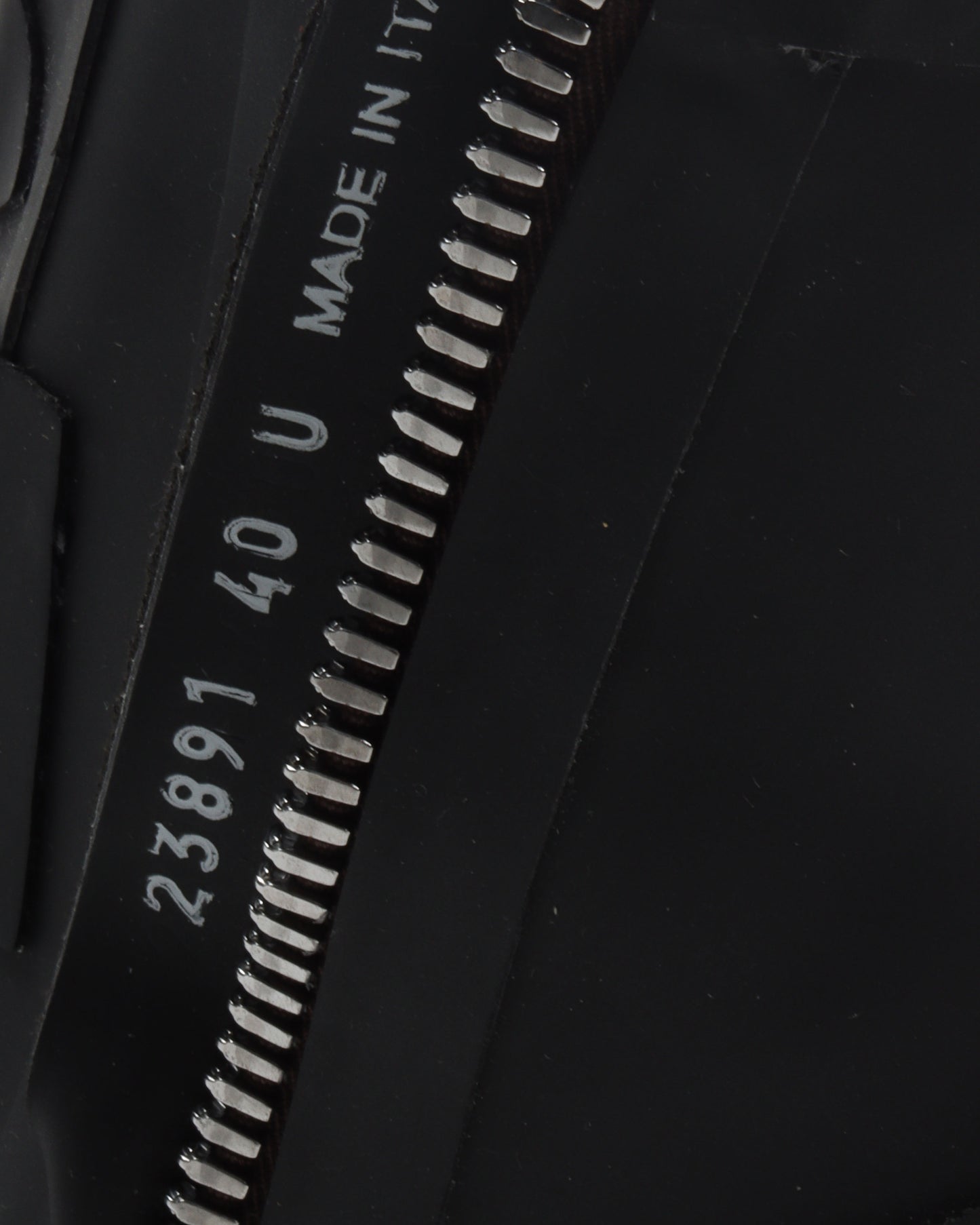 "LCRUB" High-Top Ramones