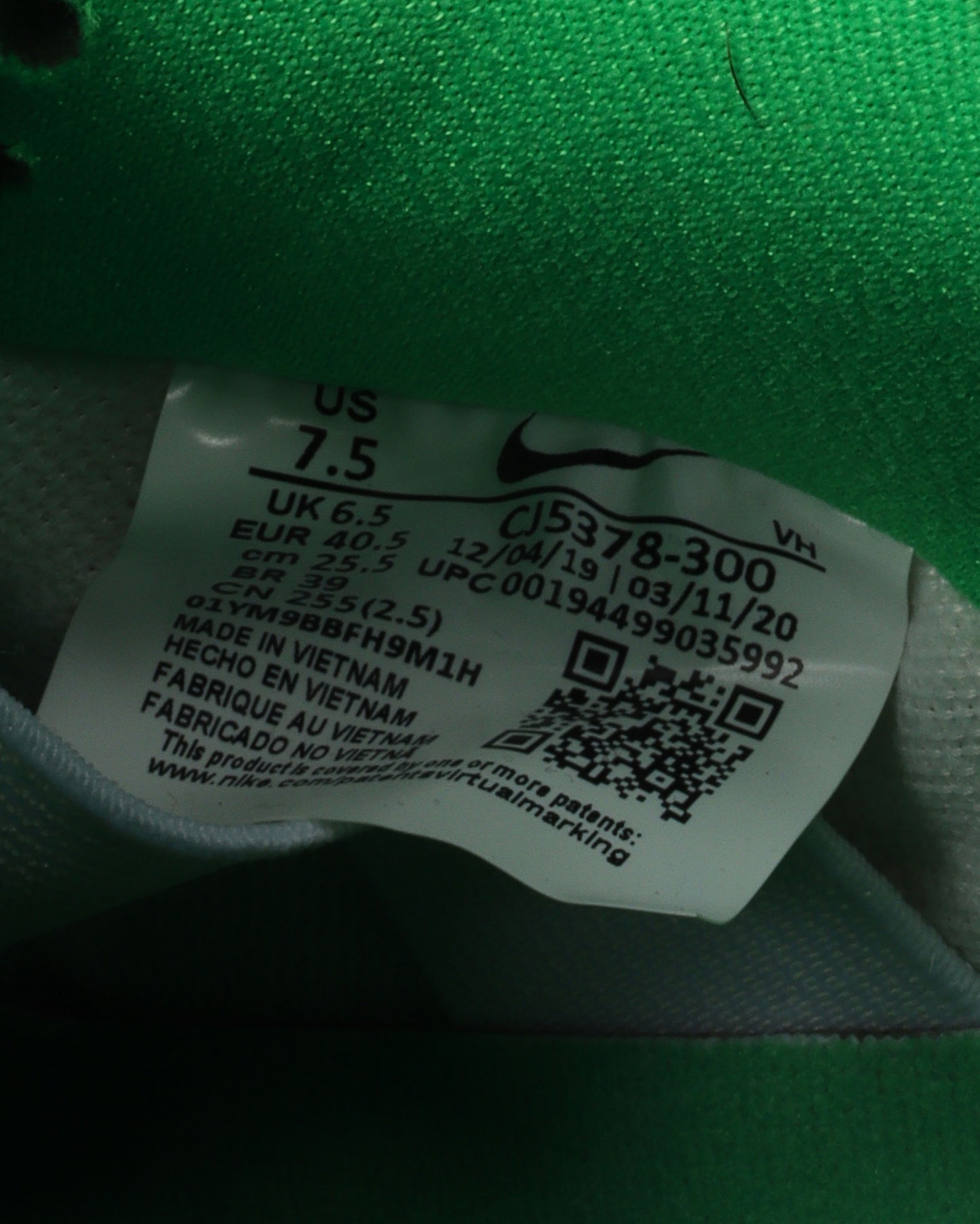 SB Dunk Low Grateful Dead