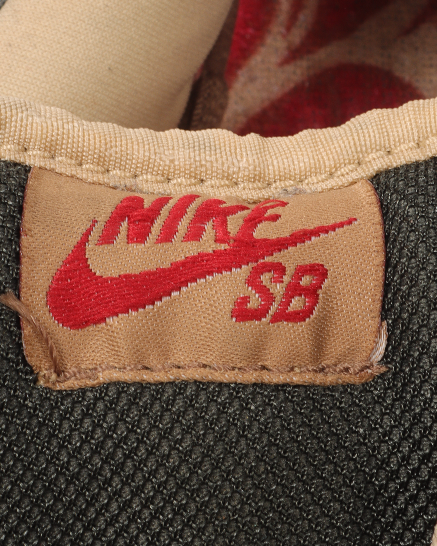 SB Dunk Low "Freddy Krueger"