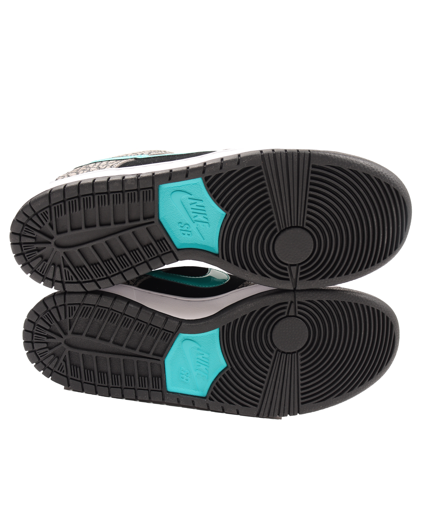 SB Dunk Low atmos Elephant