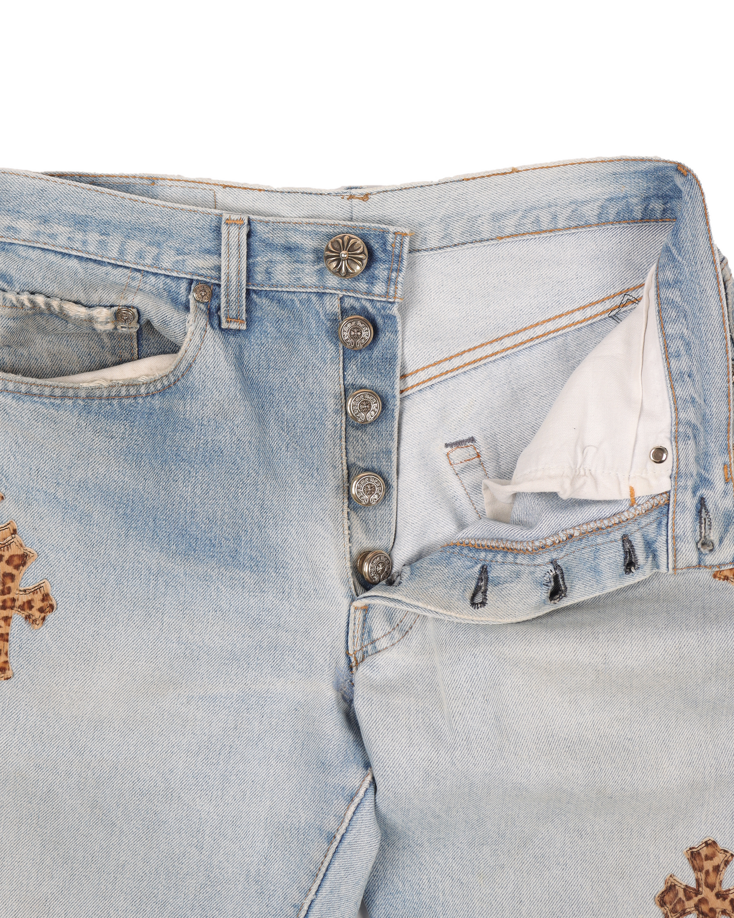 LEVI'S LEOPARD CROSS PATCH DENIM