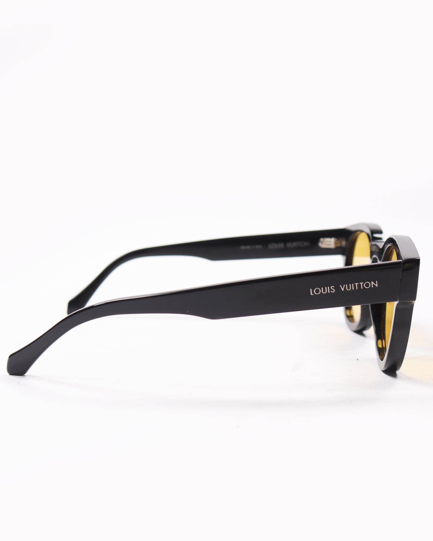 "Escape" Round Sunglasses