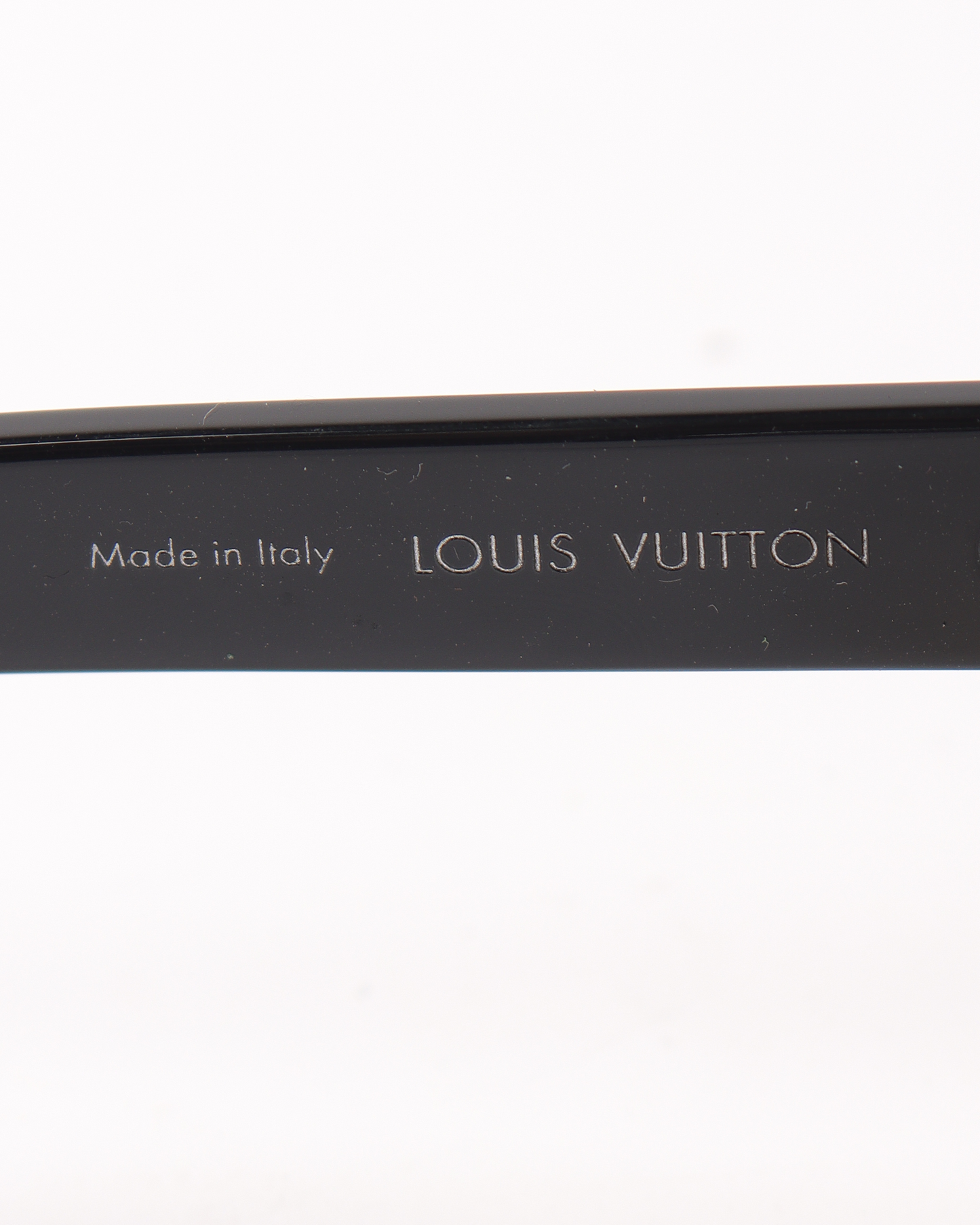 "Escape" Round Sunglasses