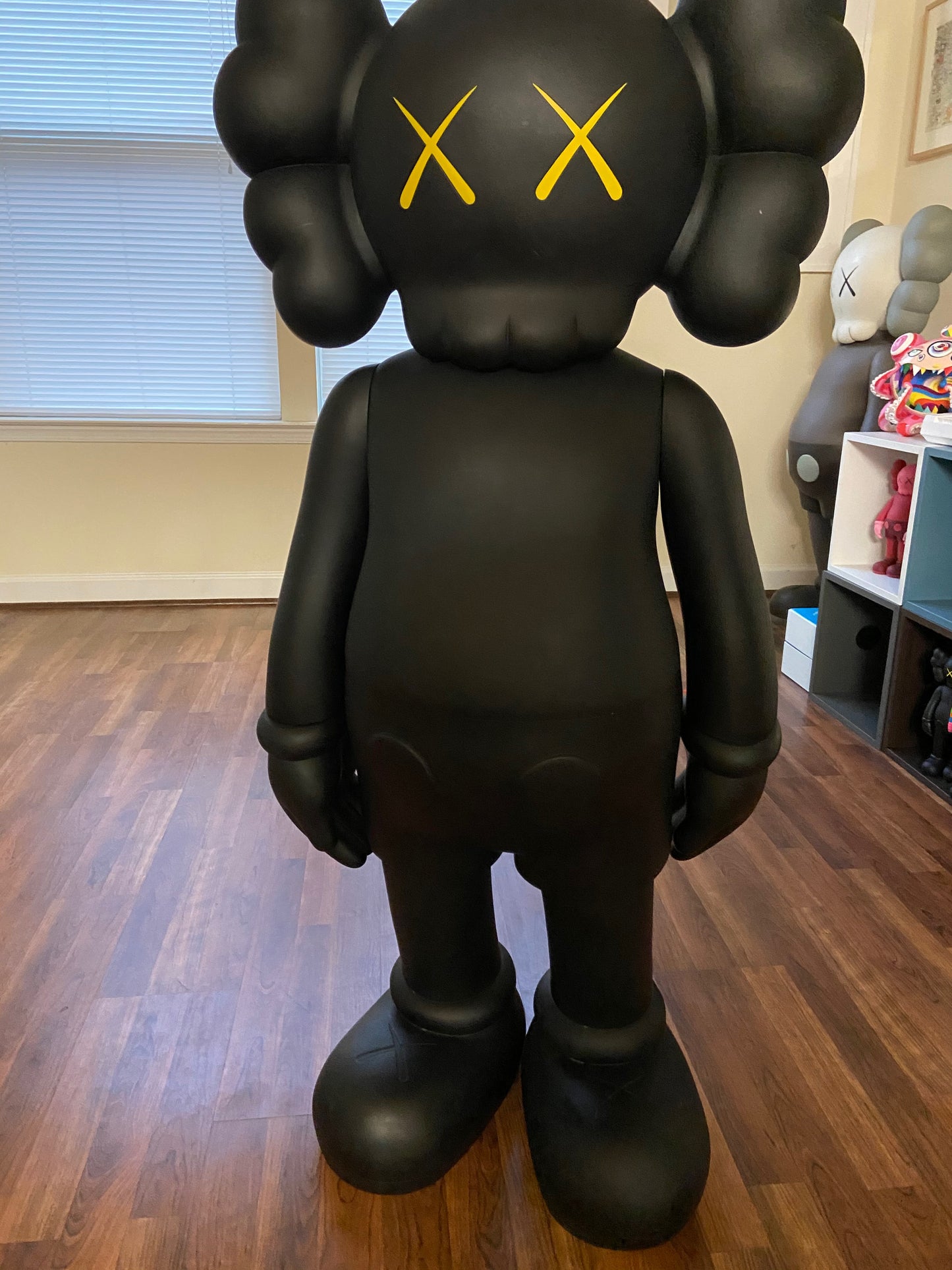 4 Foot Companion (Black)