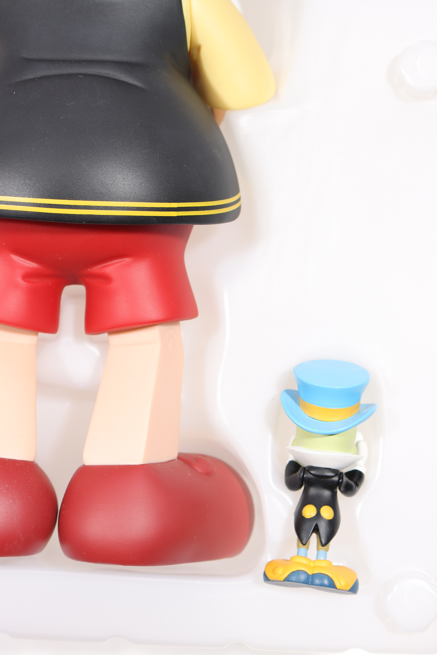 Disney Pinocchio & Jiminy Cricket (2010)