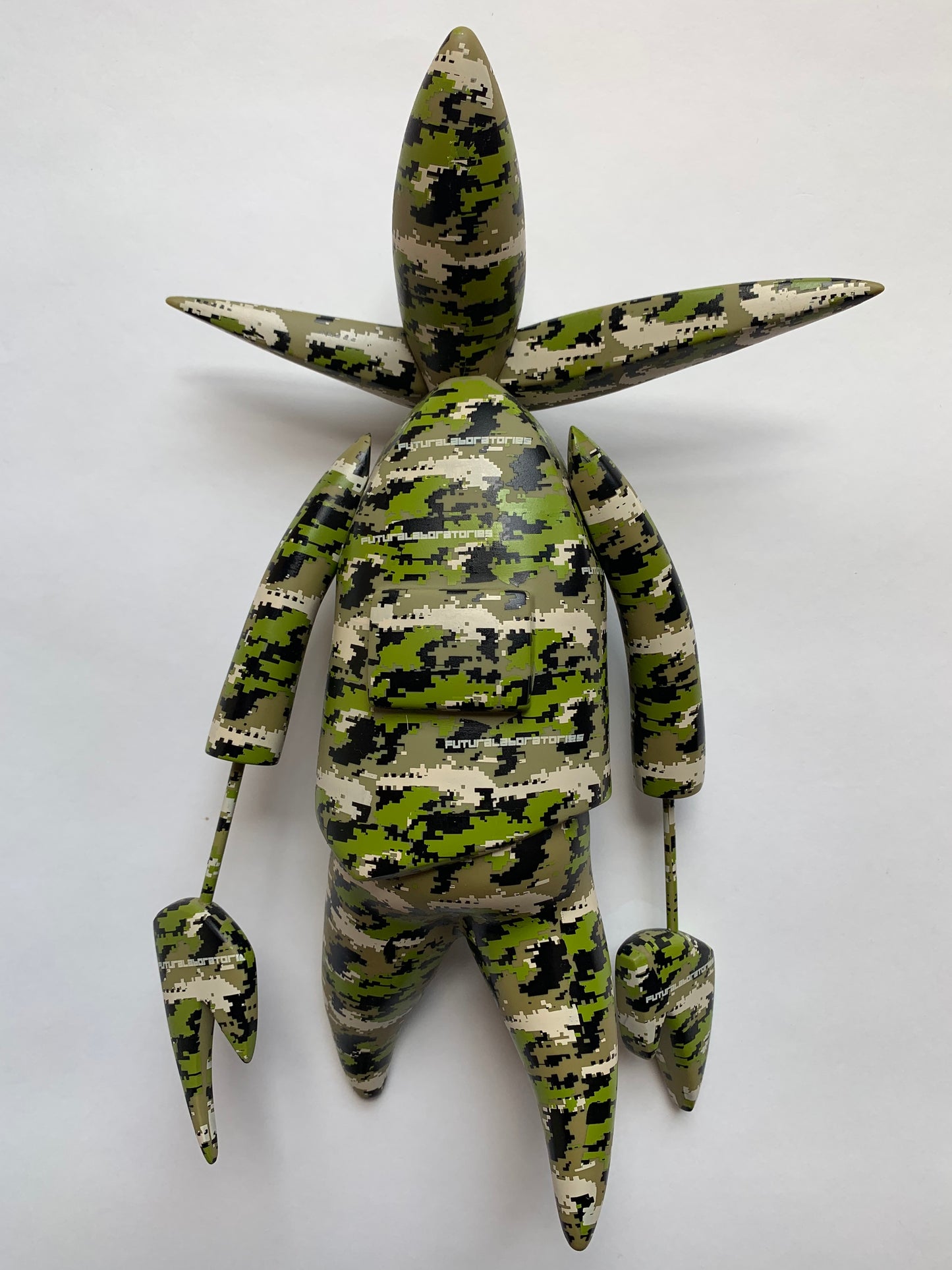 FUTURA 2000 Laboratories Nosferato Unkle Green Camo Figure