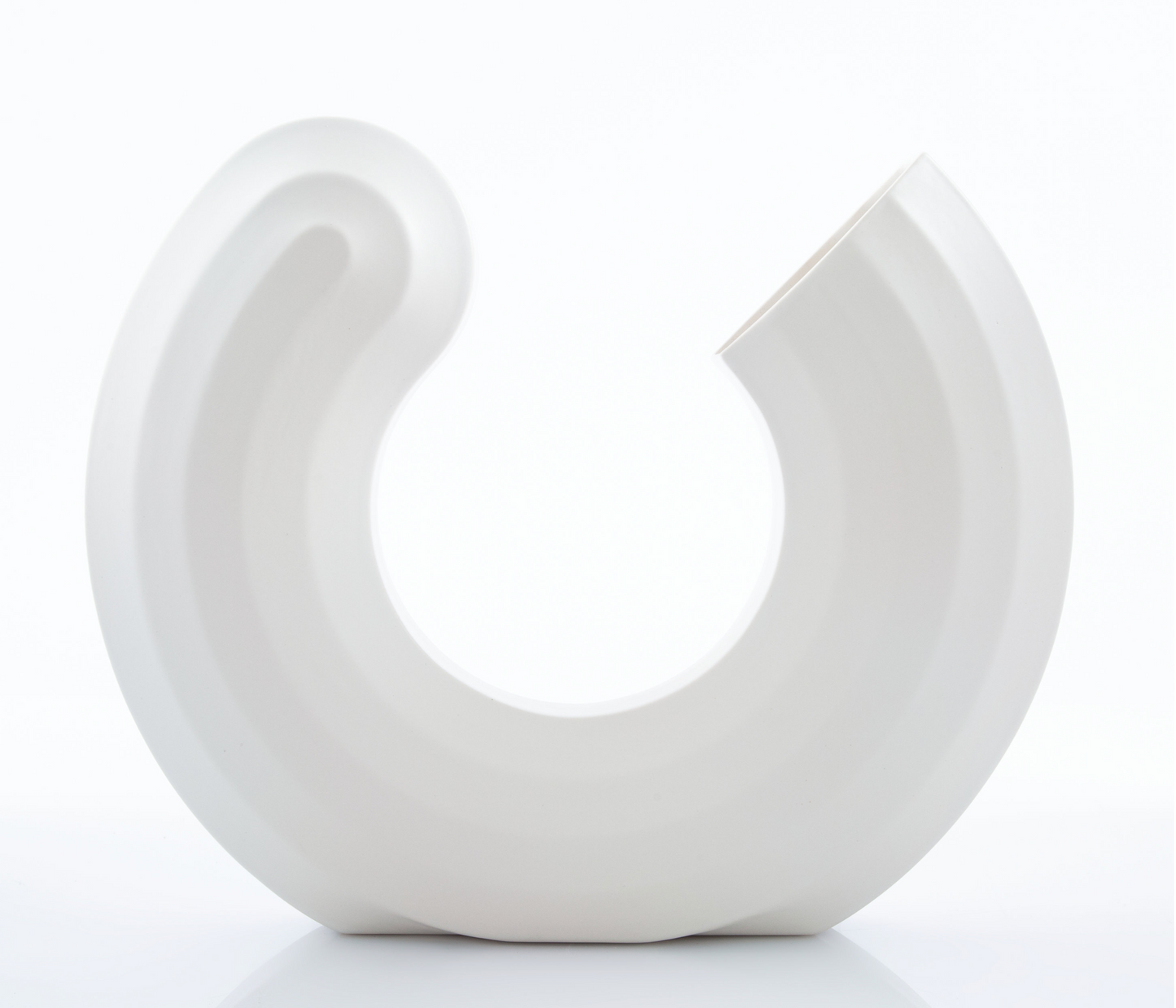 'WE ALL MAKE THE FLOWERS GROW III', 2018 (White)