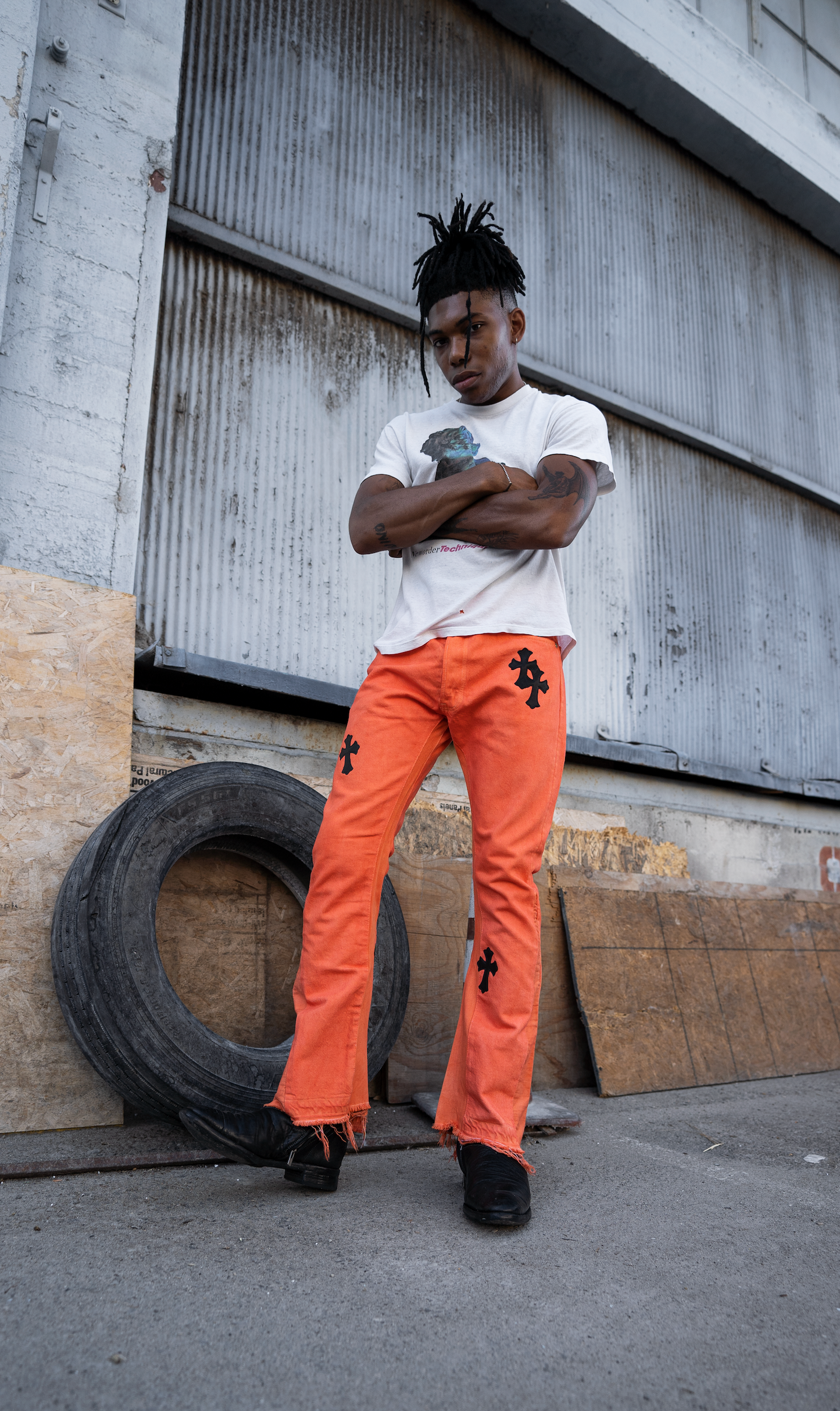 LEVI'S ART BASEL ORANGE CROSS PATCH FLARE DENIM (2018)