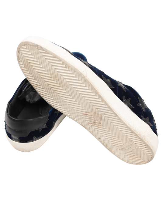 SL06 Star Low Top Sneaker