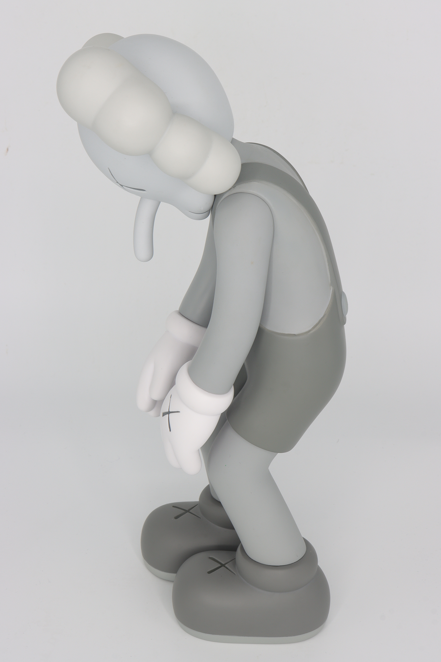 Small Lie Companion Vinyl Figure (Grey)