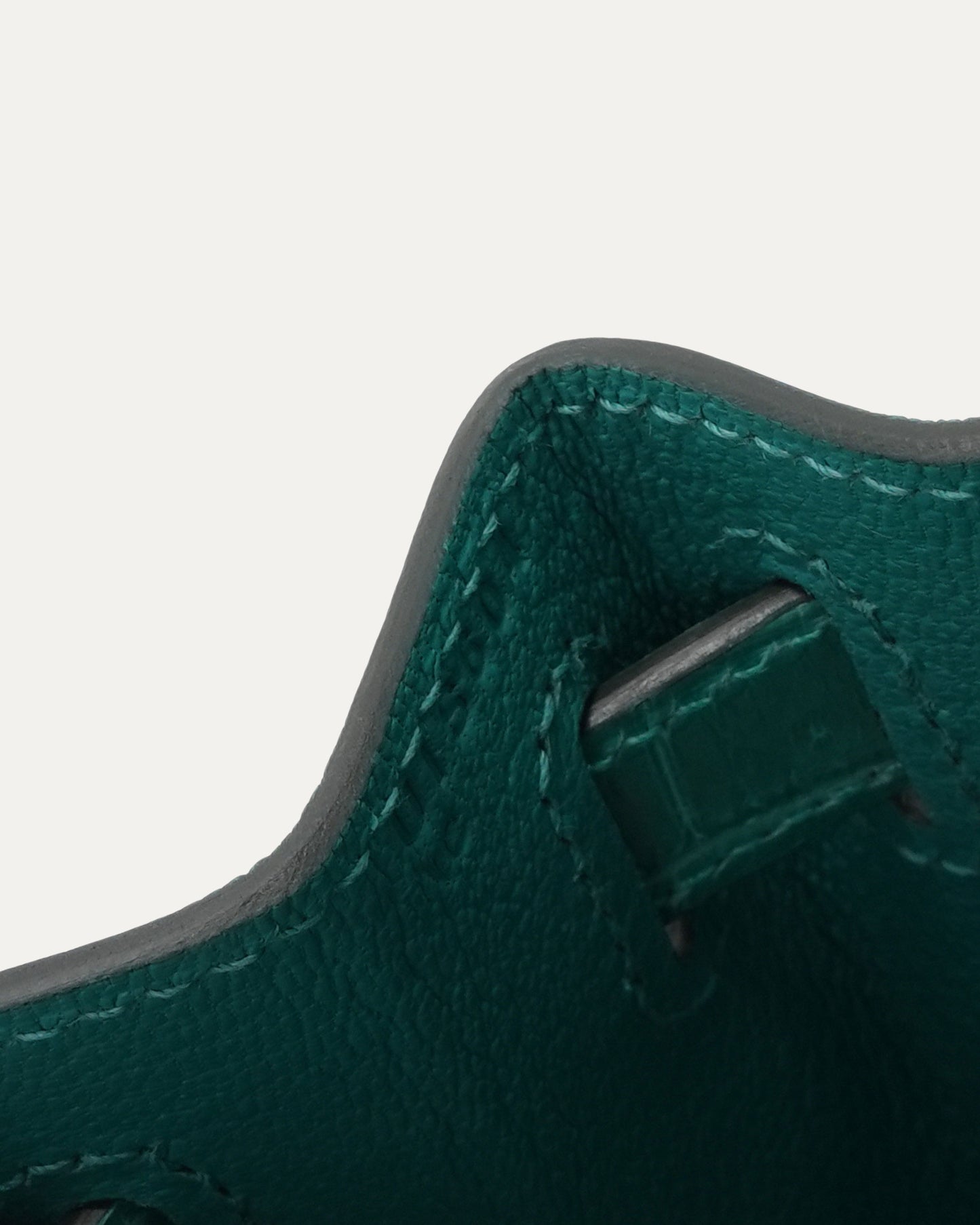 Madame Shiny Crocodile Kelly Sellier Touch 25