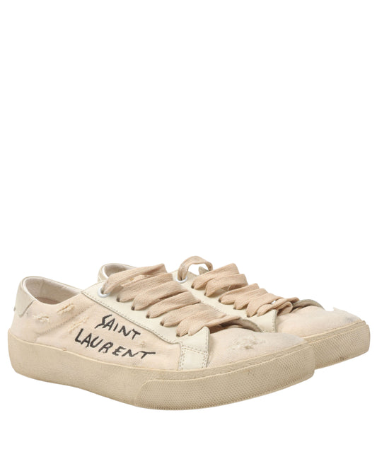 Sneaker