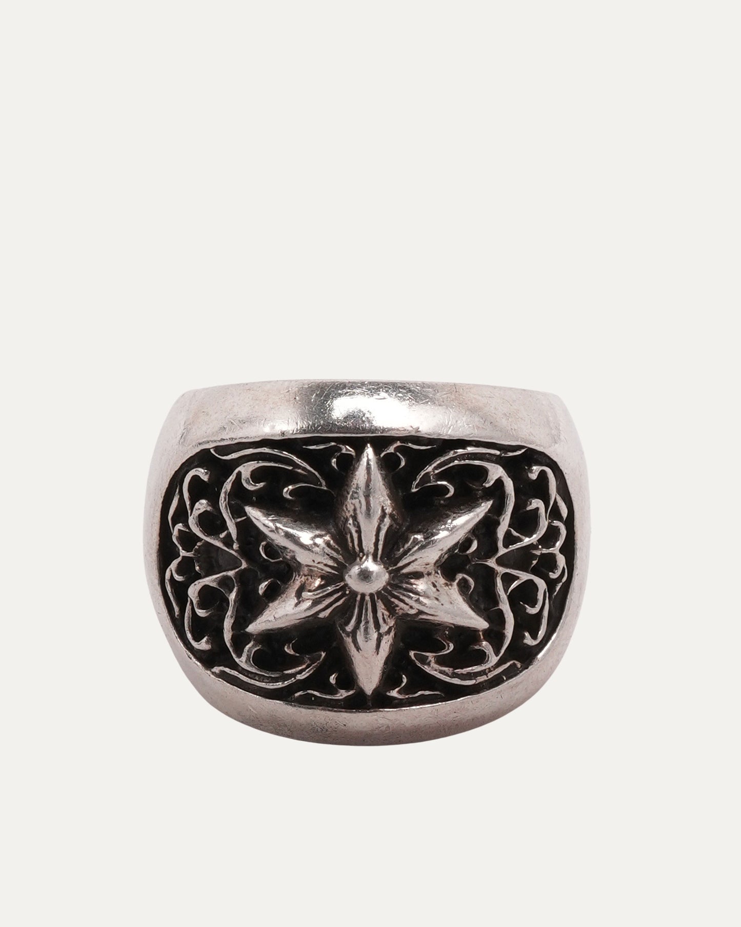 Oval Star Ring