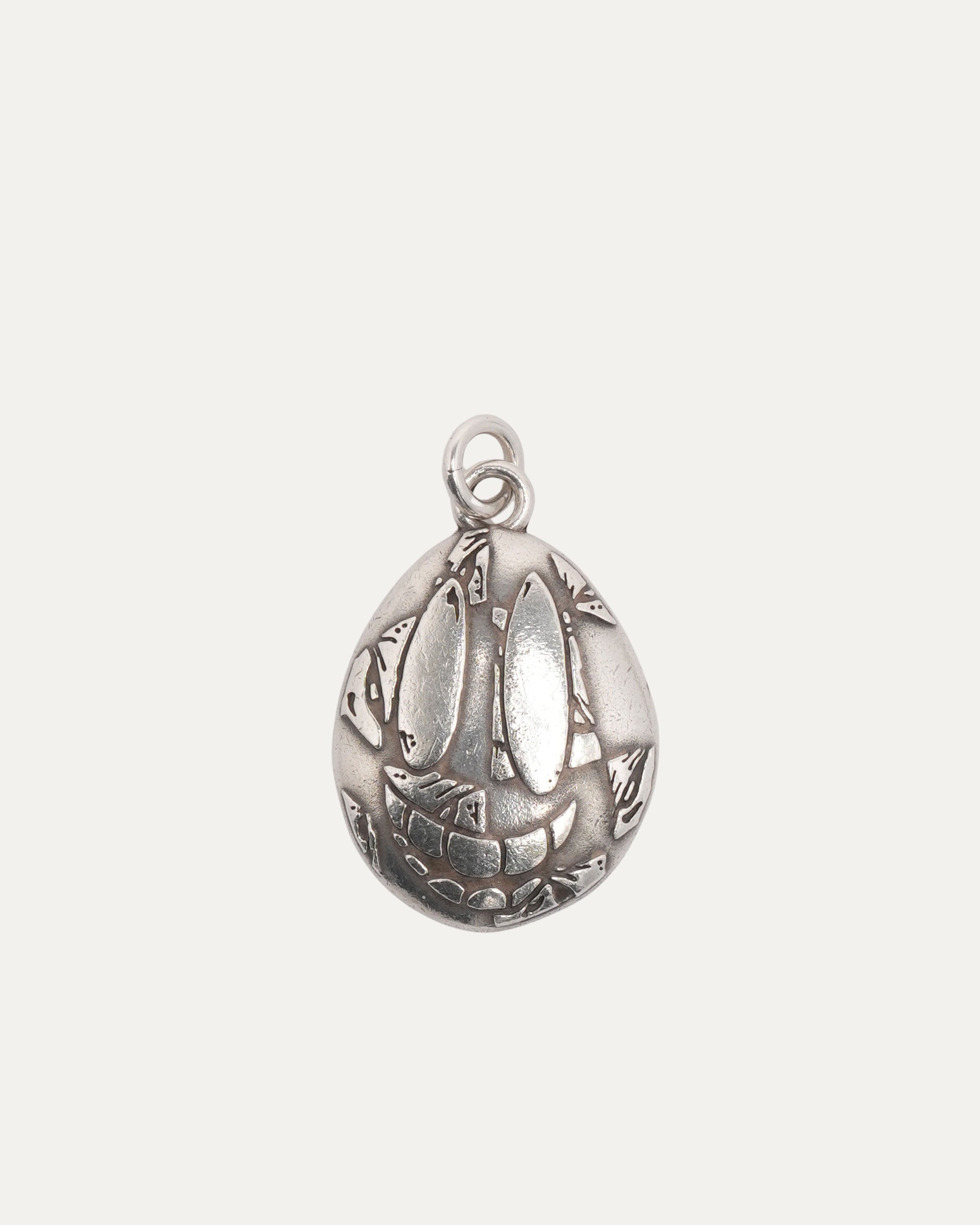アクセサリー CHROME HEARTSMatty Boy 99 EYES Necklace Chrome Hearts Matty Boy 99 Eyes Smiley Face Pendant – Justin Reed