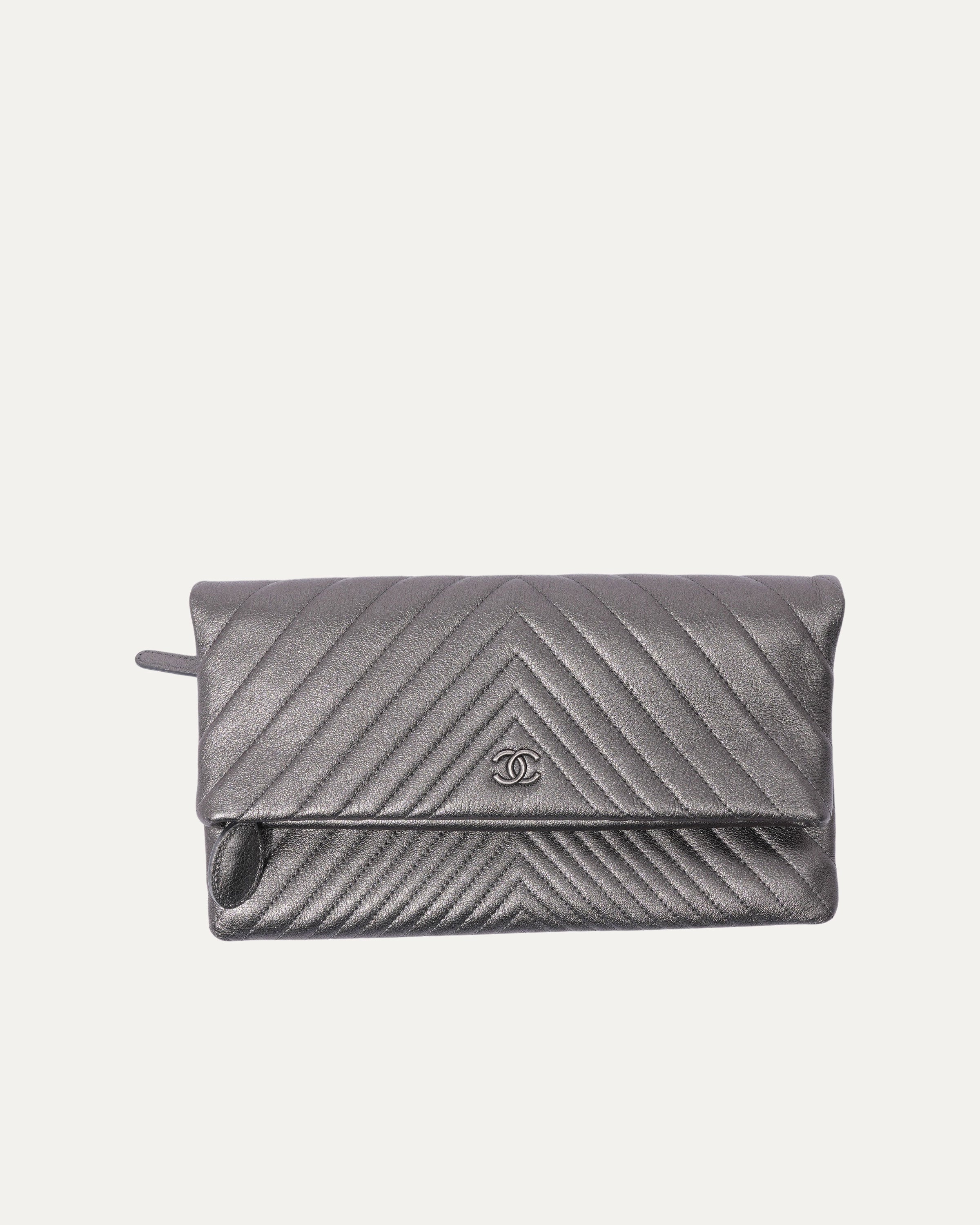 Chevron Metallic Clutch