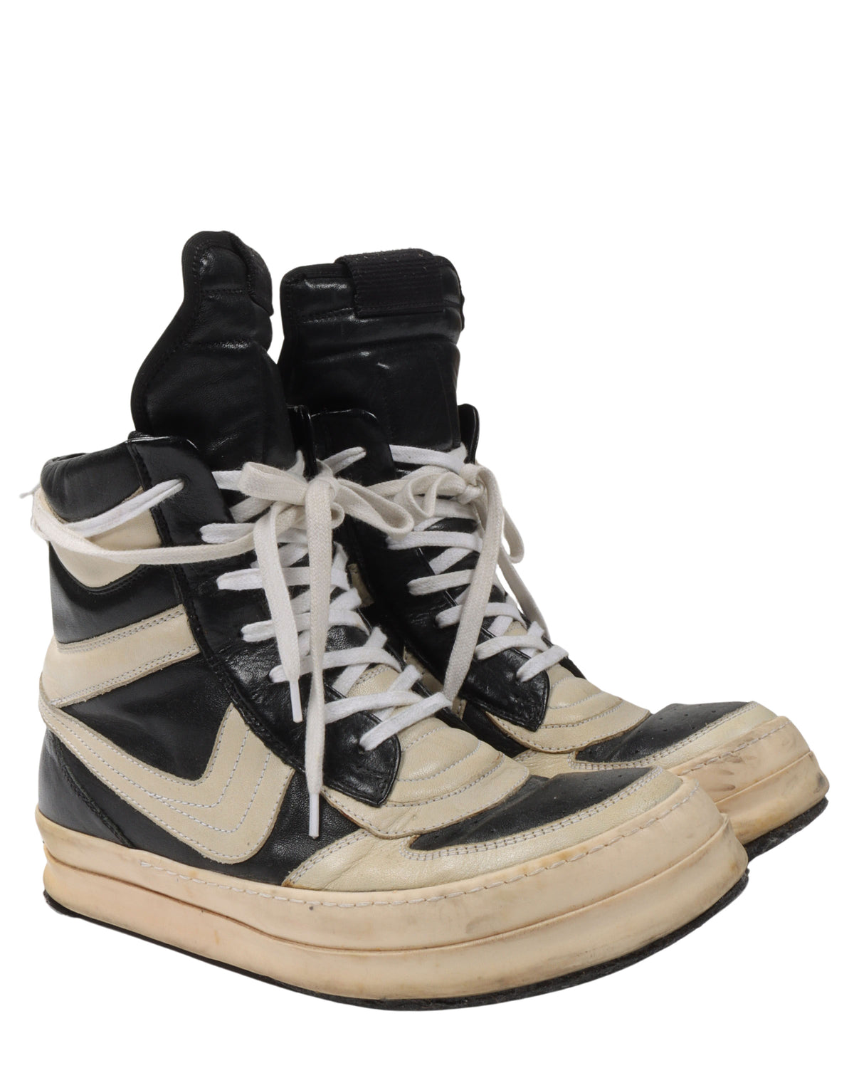 AW2006 Oreo Dunks