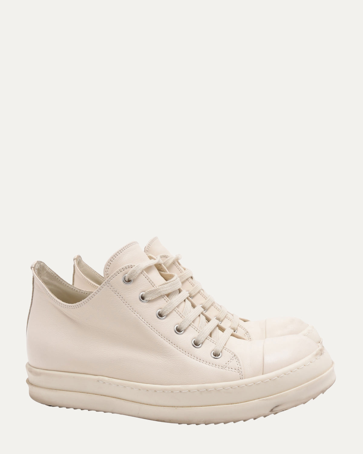 Low Top Ramones Sneakers