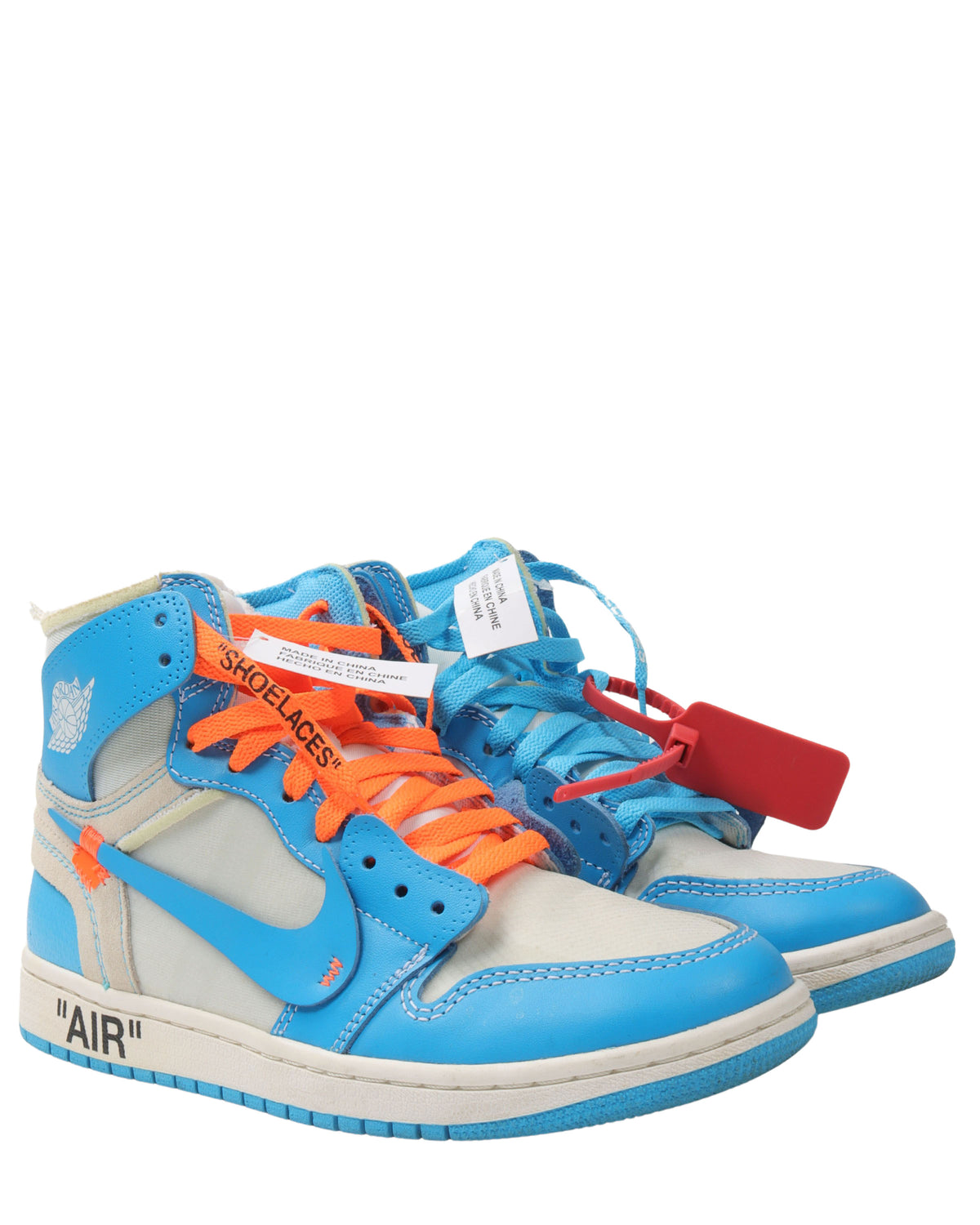 Nike UNC Jordan 1
