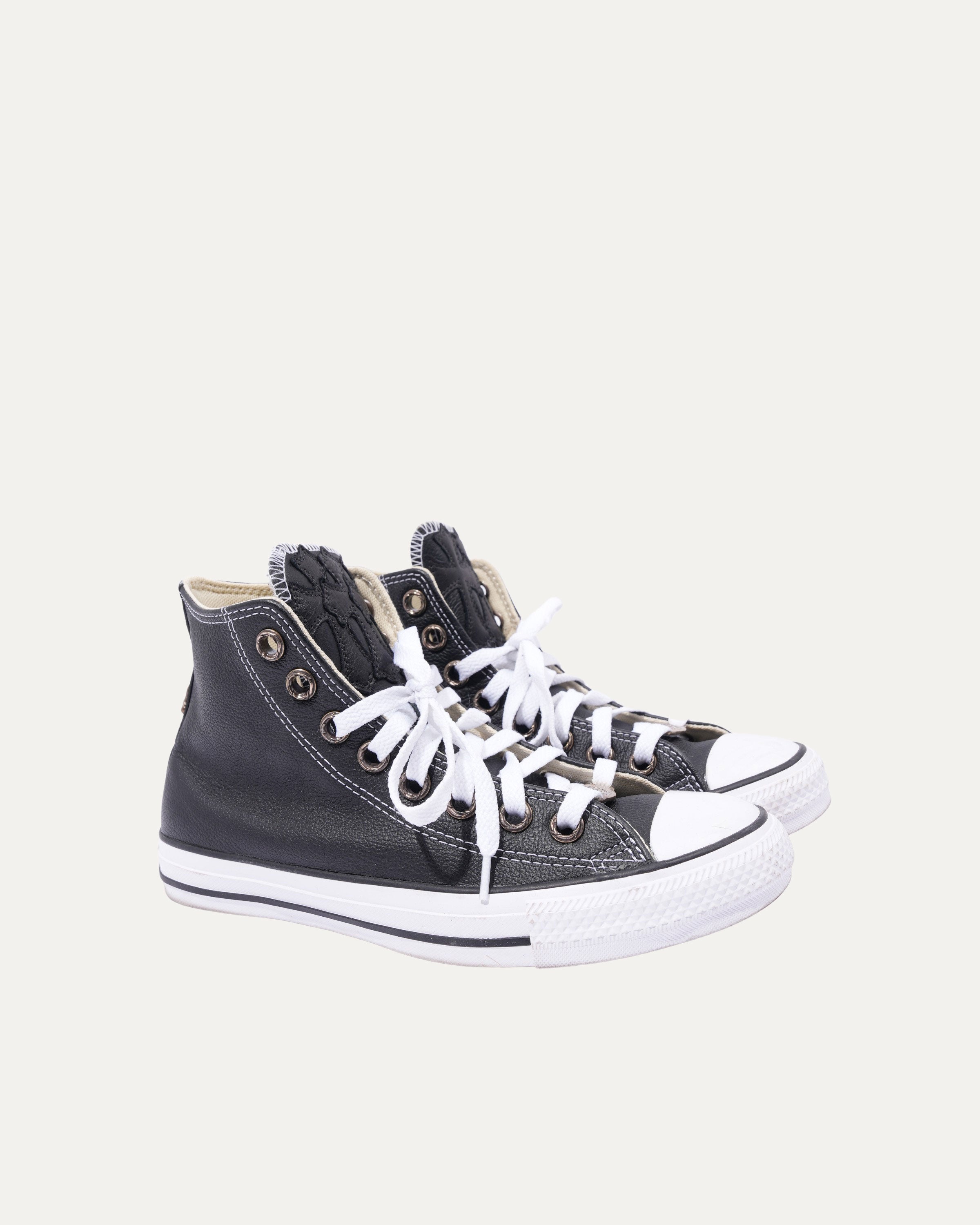 Cross Patch Converse Chuck Taylor