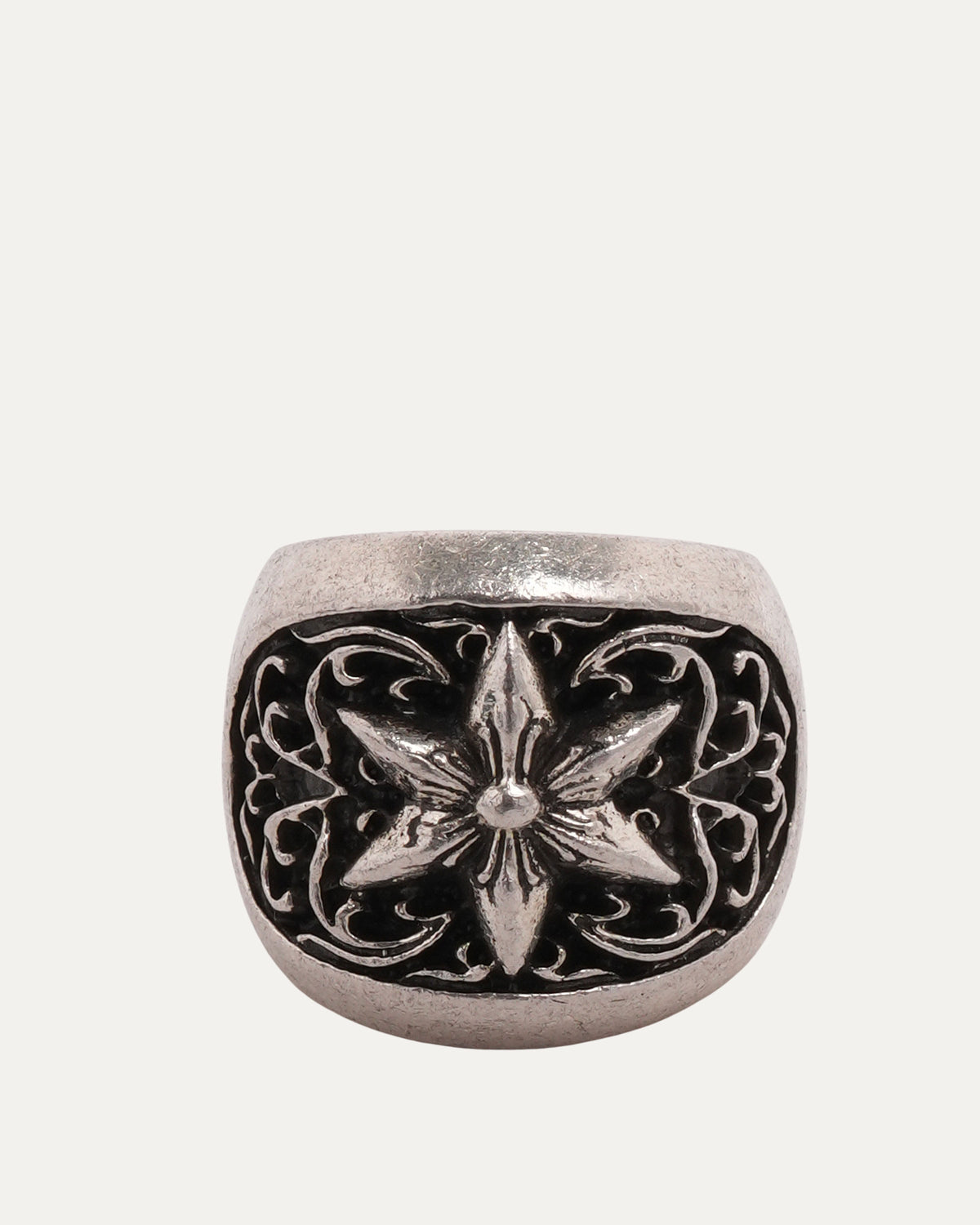 Oval Star Ring
