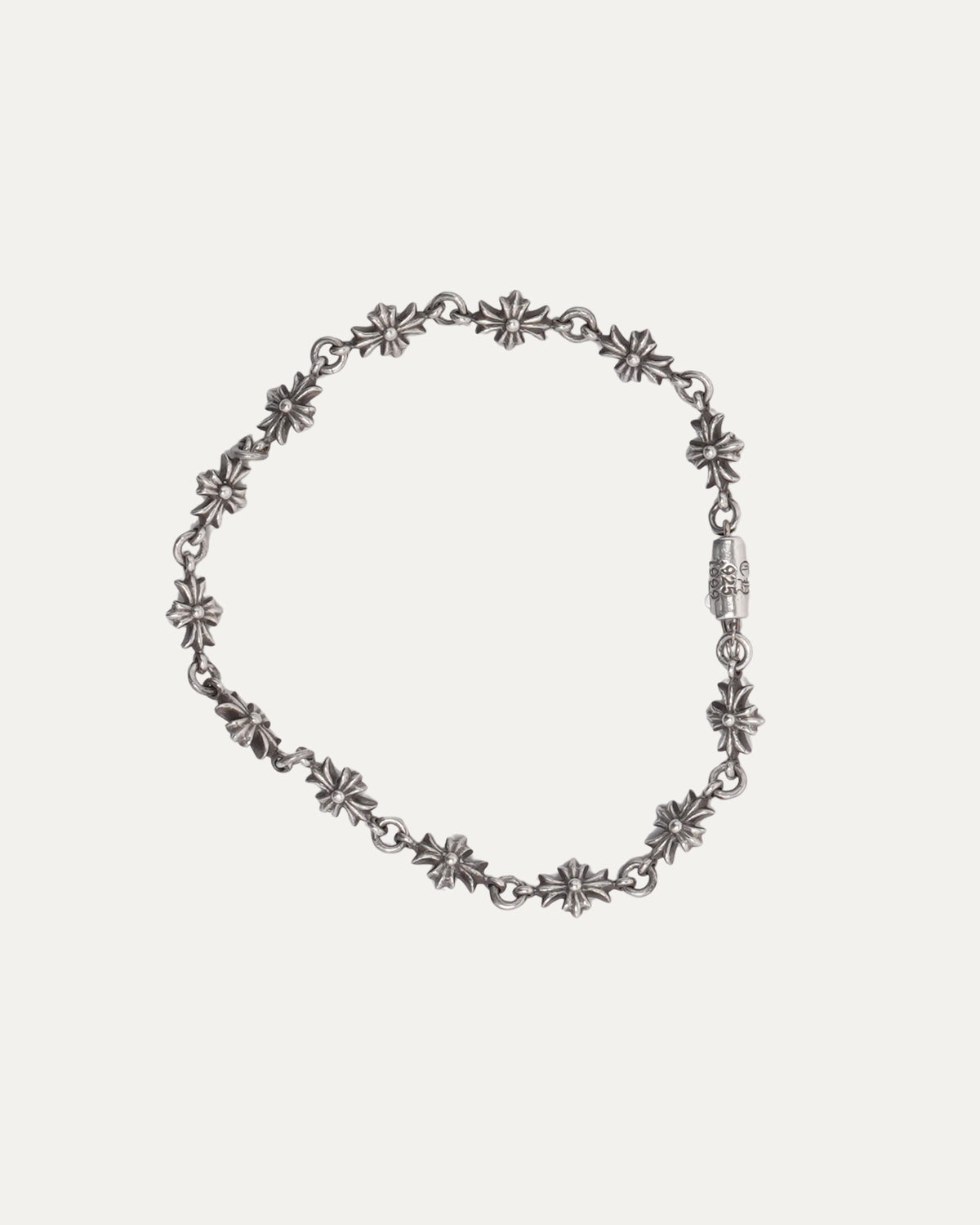 Tiny E Bracelet