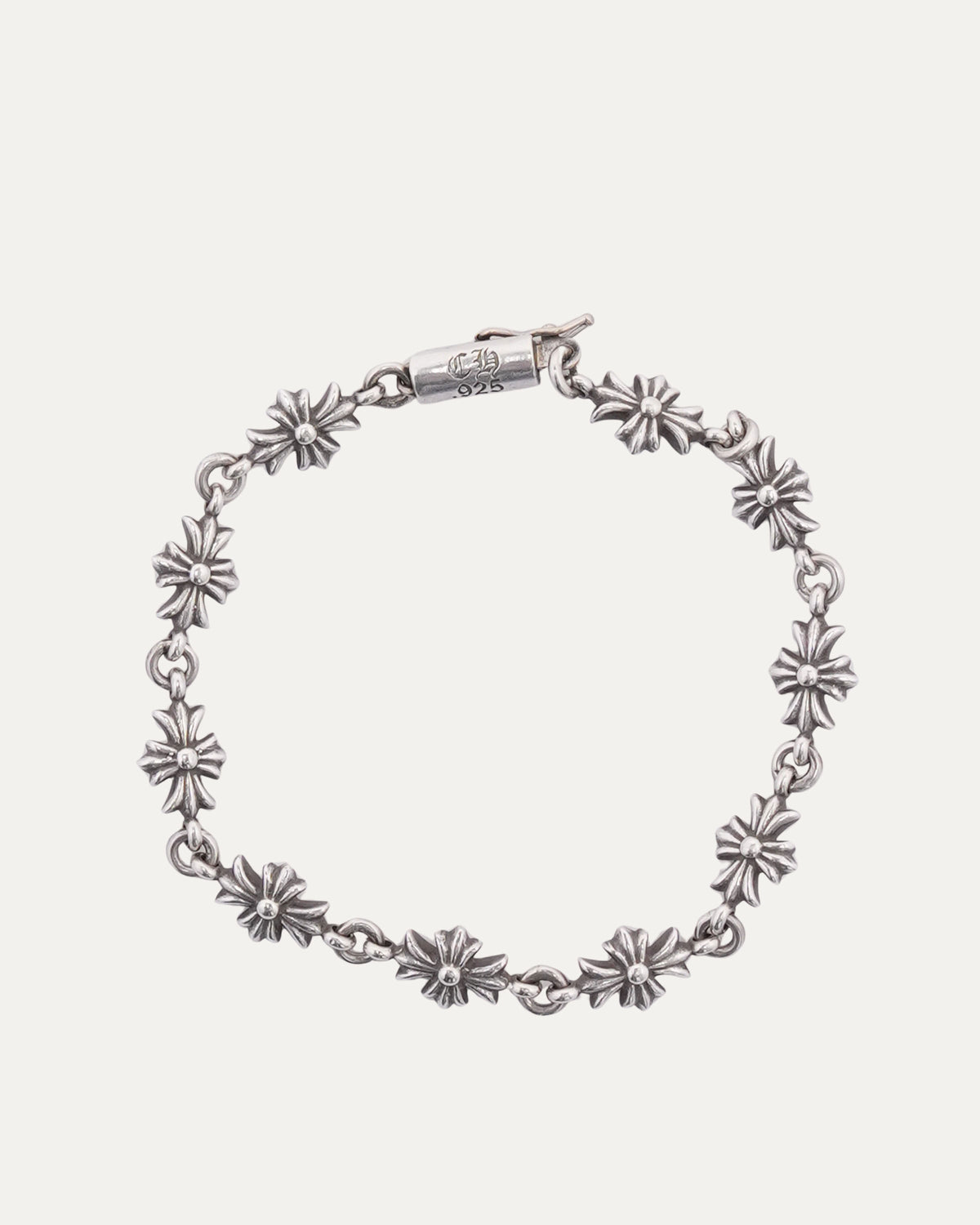 Tiny E Bracelet