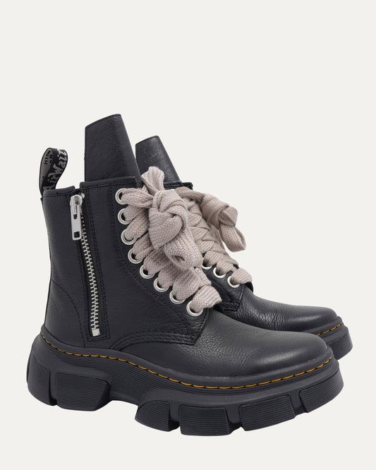 Doc Martens 1460 DMXL Jumbo Lace Boots