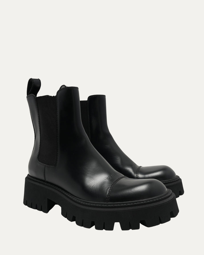 Cap Toe Lug Sole Chelsea Boots