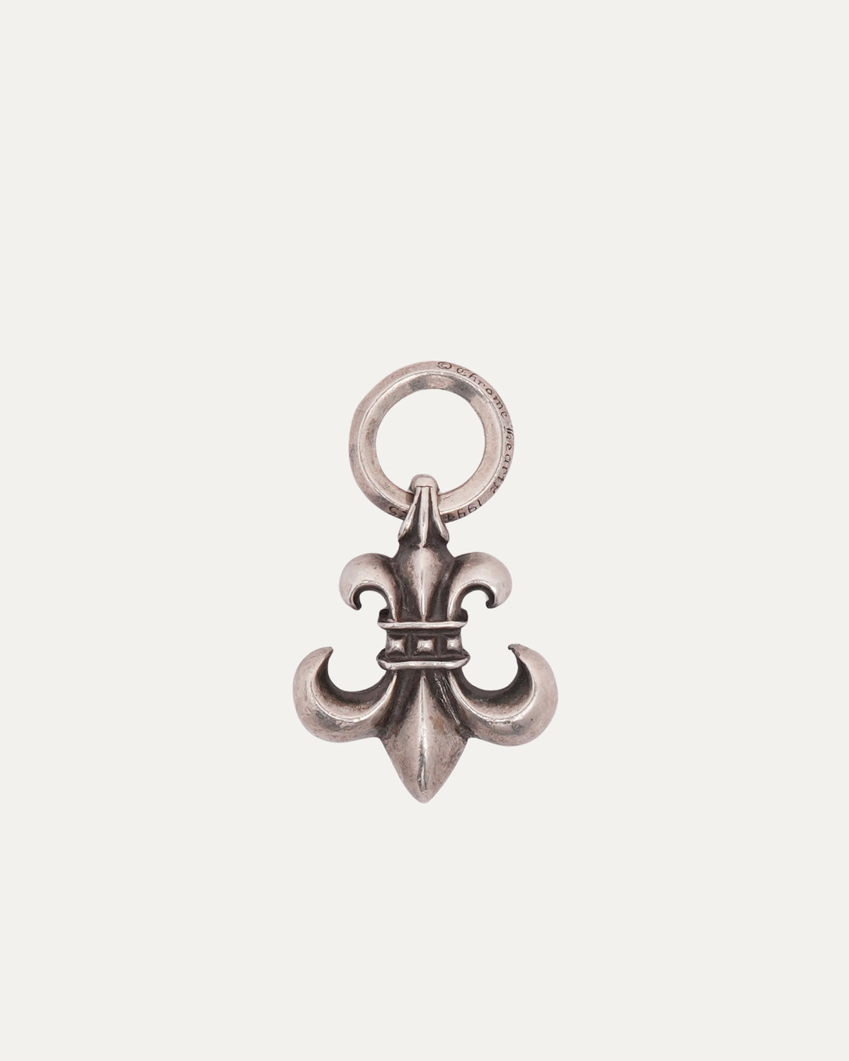 Fleur Pendant With B Ring