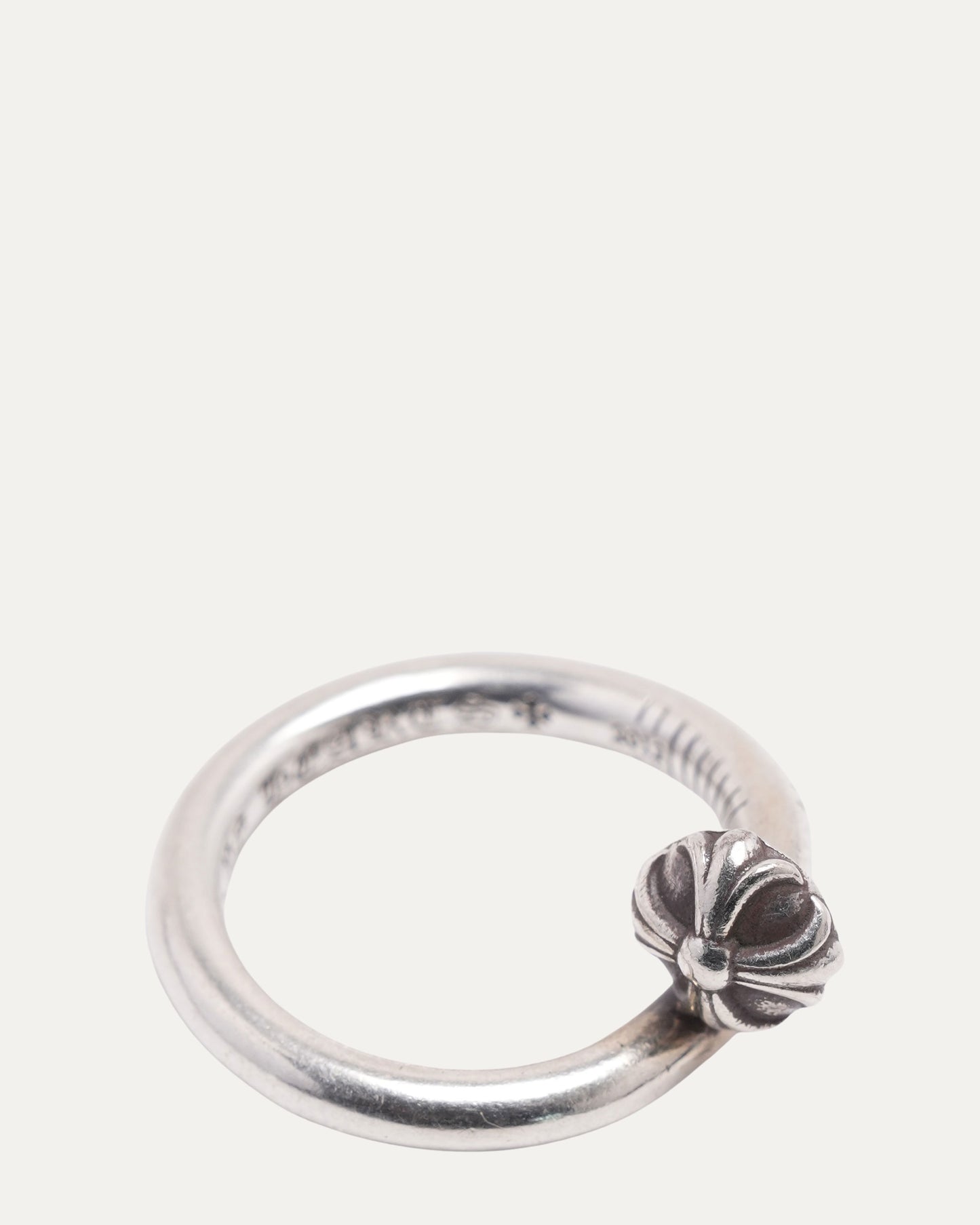Nail Ring