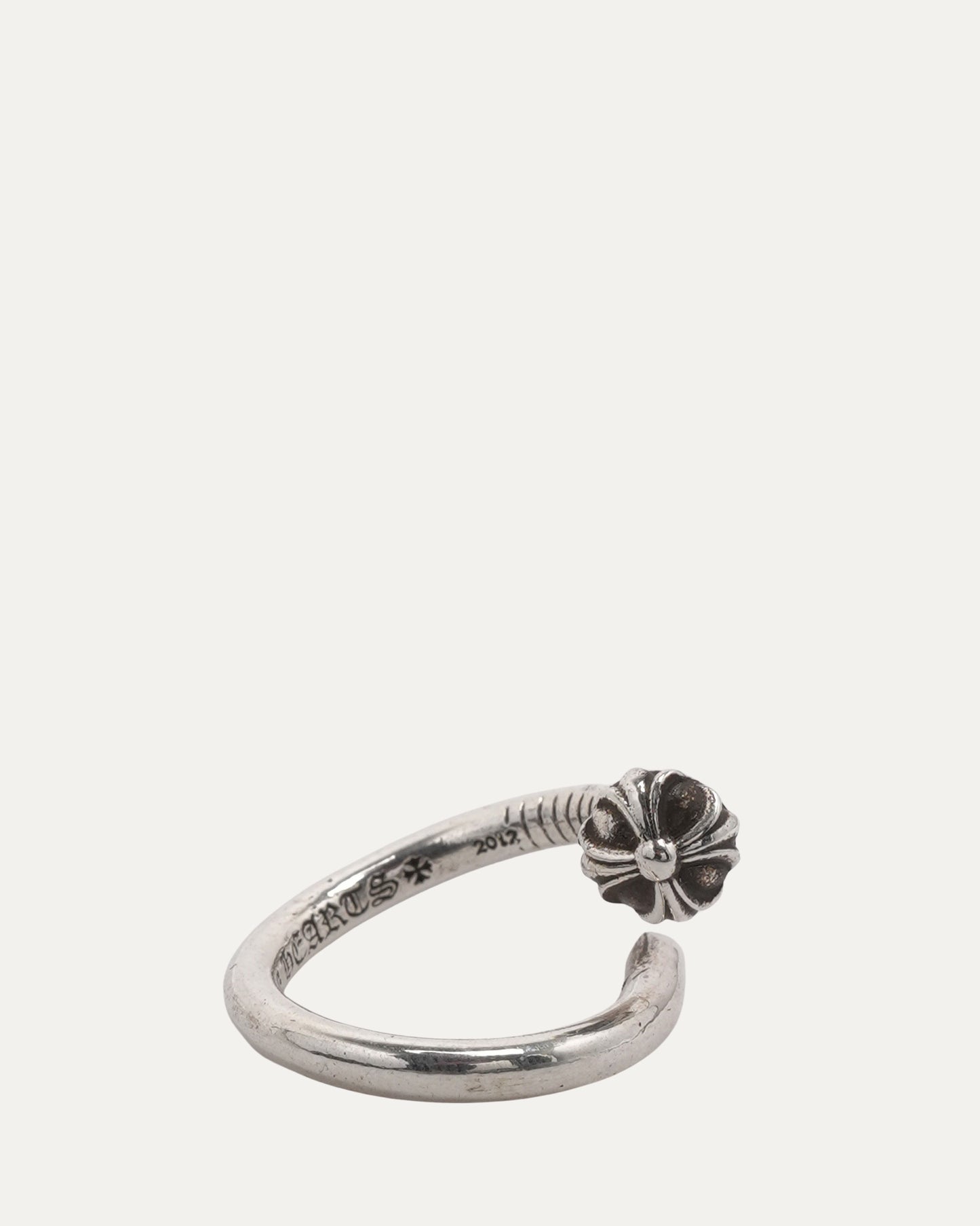 Nail Ring