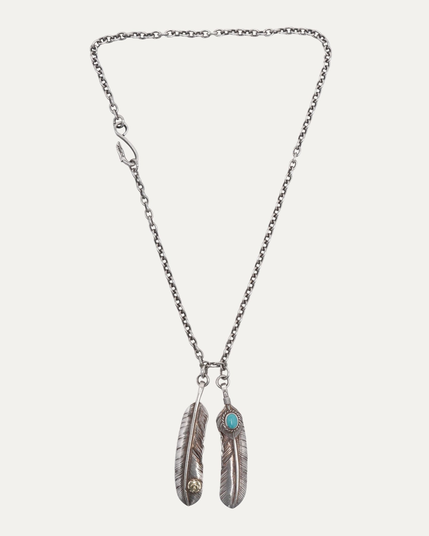 Double Feather Pendant Necklace