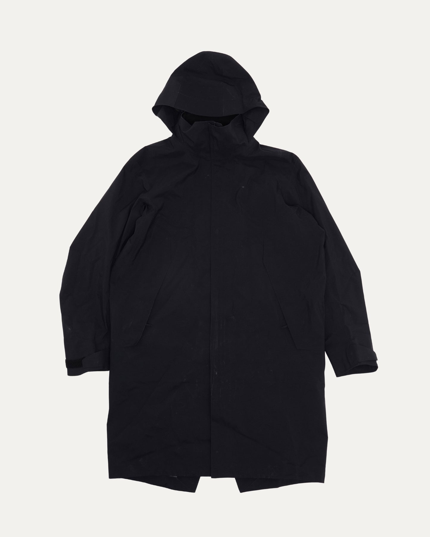 Veilance Monitor Coat